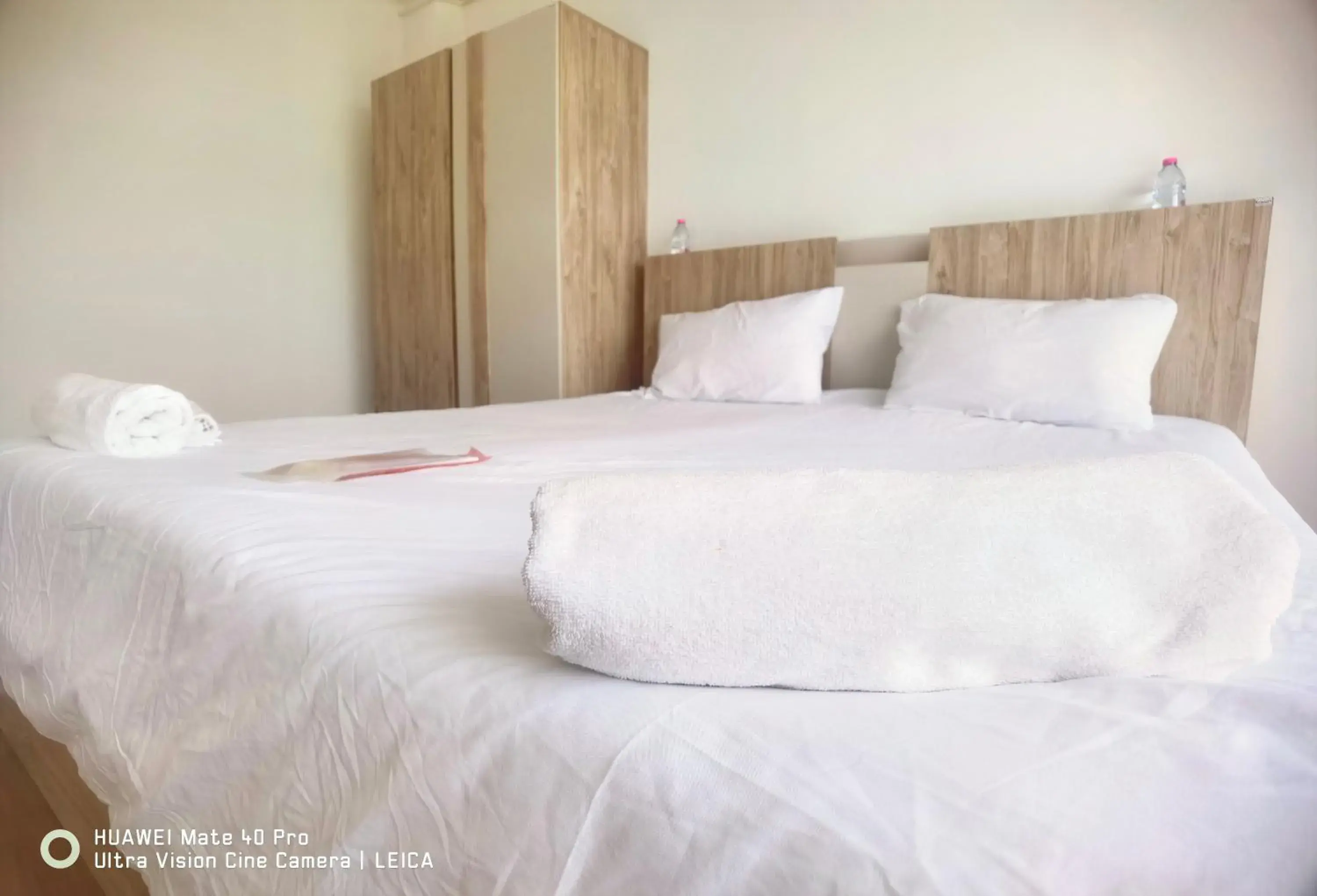 Double Room with Shared Bathroom in 115 Townhouse Double Room with Shared Bathroom in 115 Townhouse