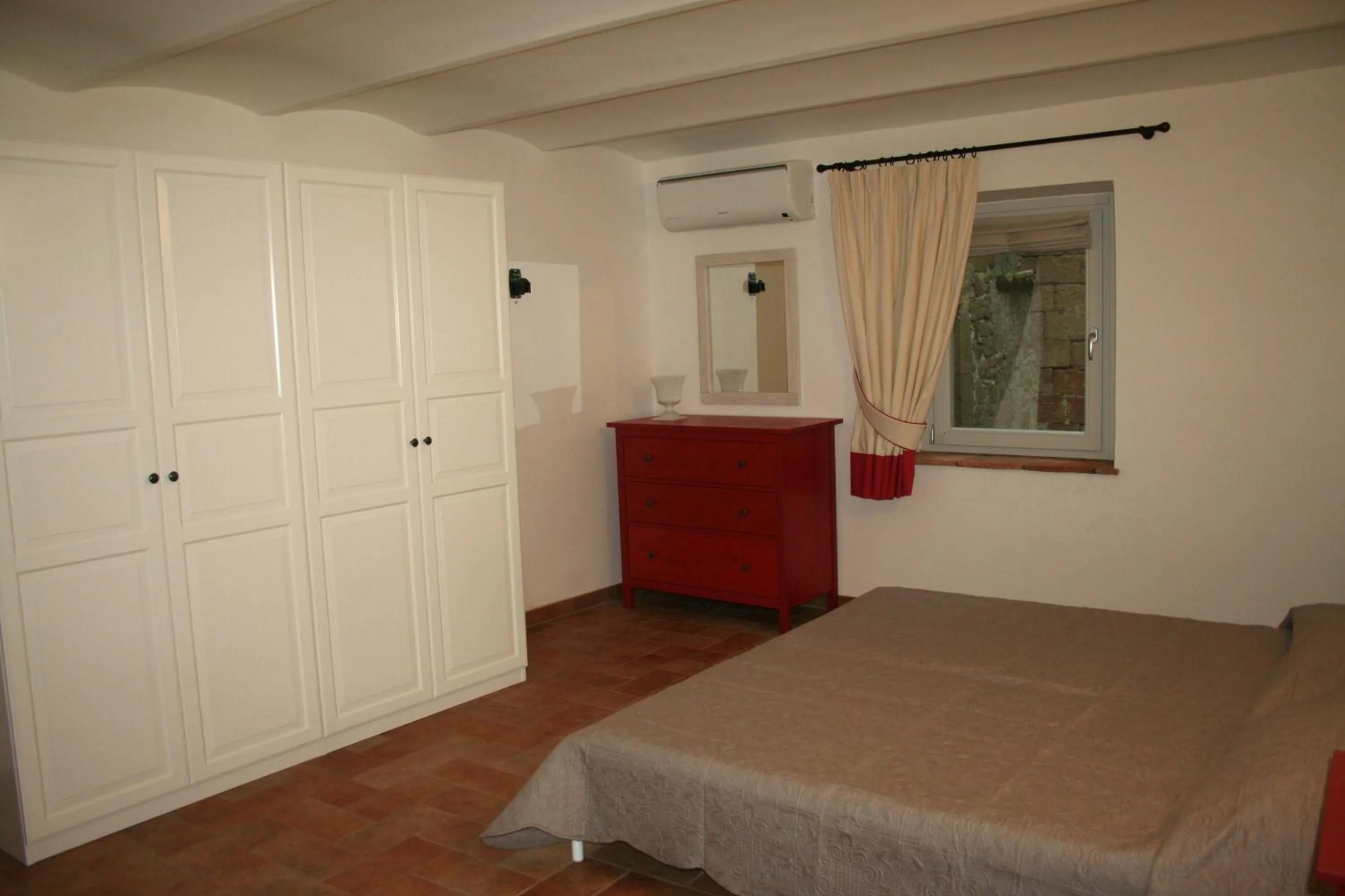 Photo of the whole room, Bed in Appartamenti Urbevetus