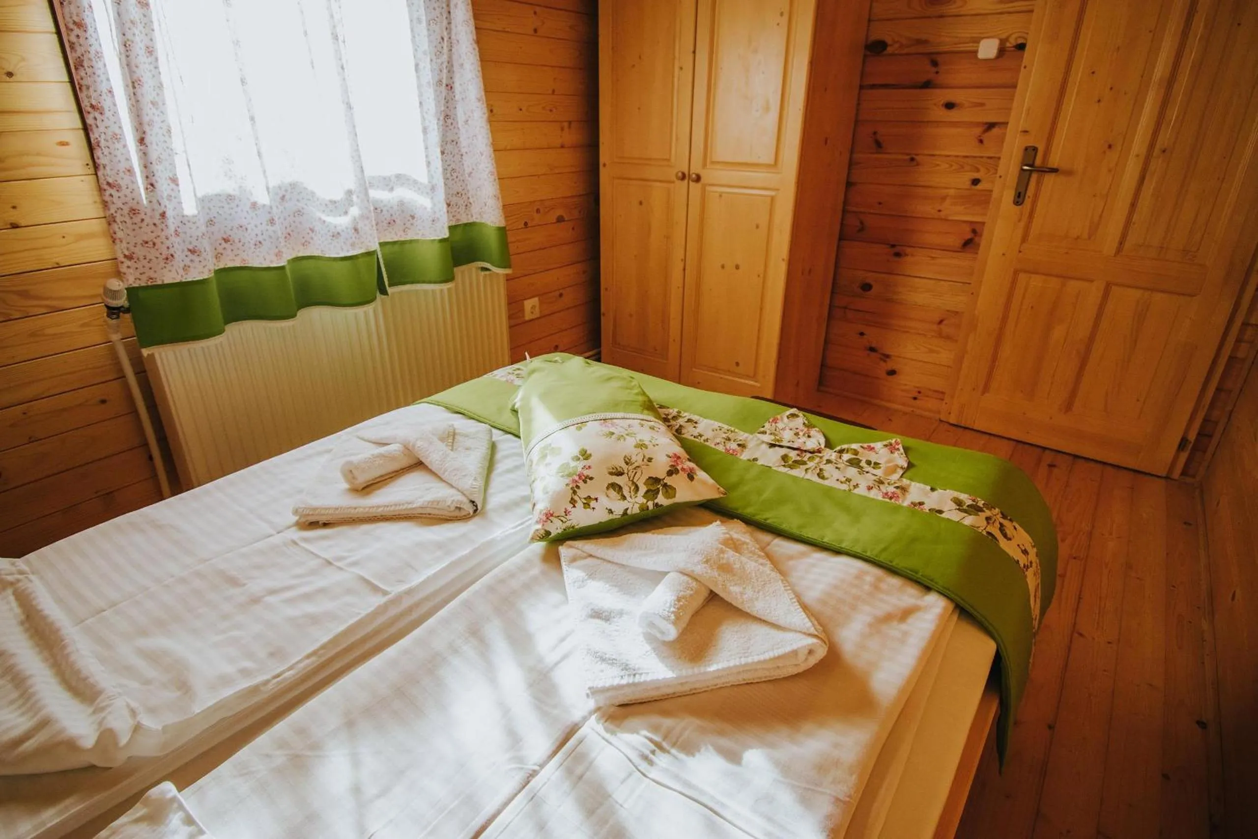 Bedroom, Bed in Vidra Park