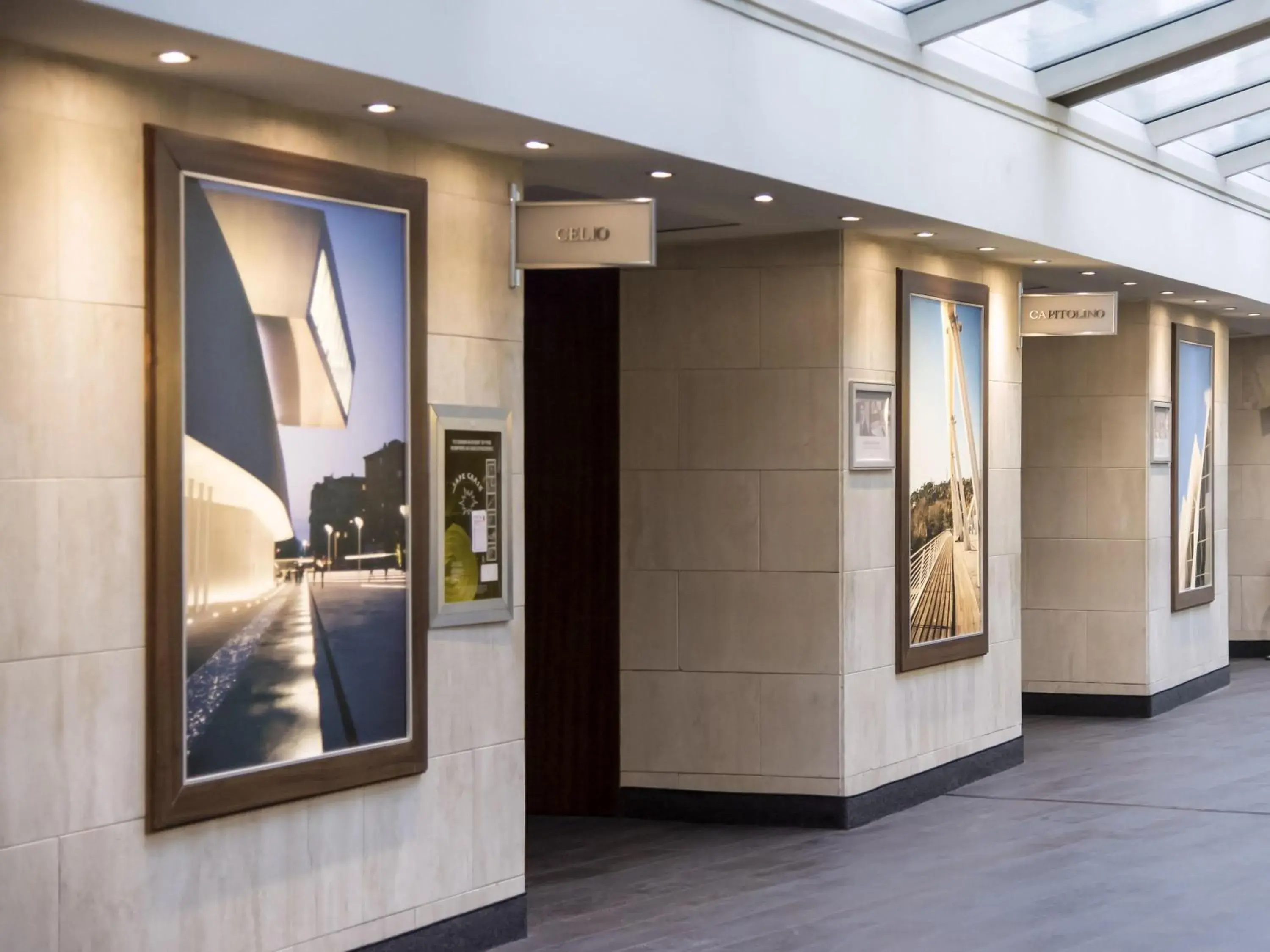 Property building in Mercure Roma West Property building in Mercure Roma West