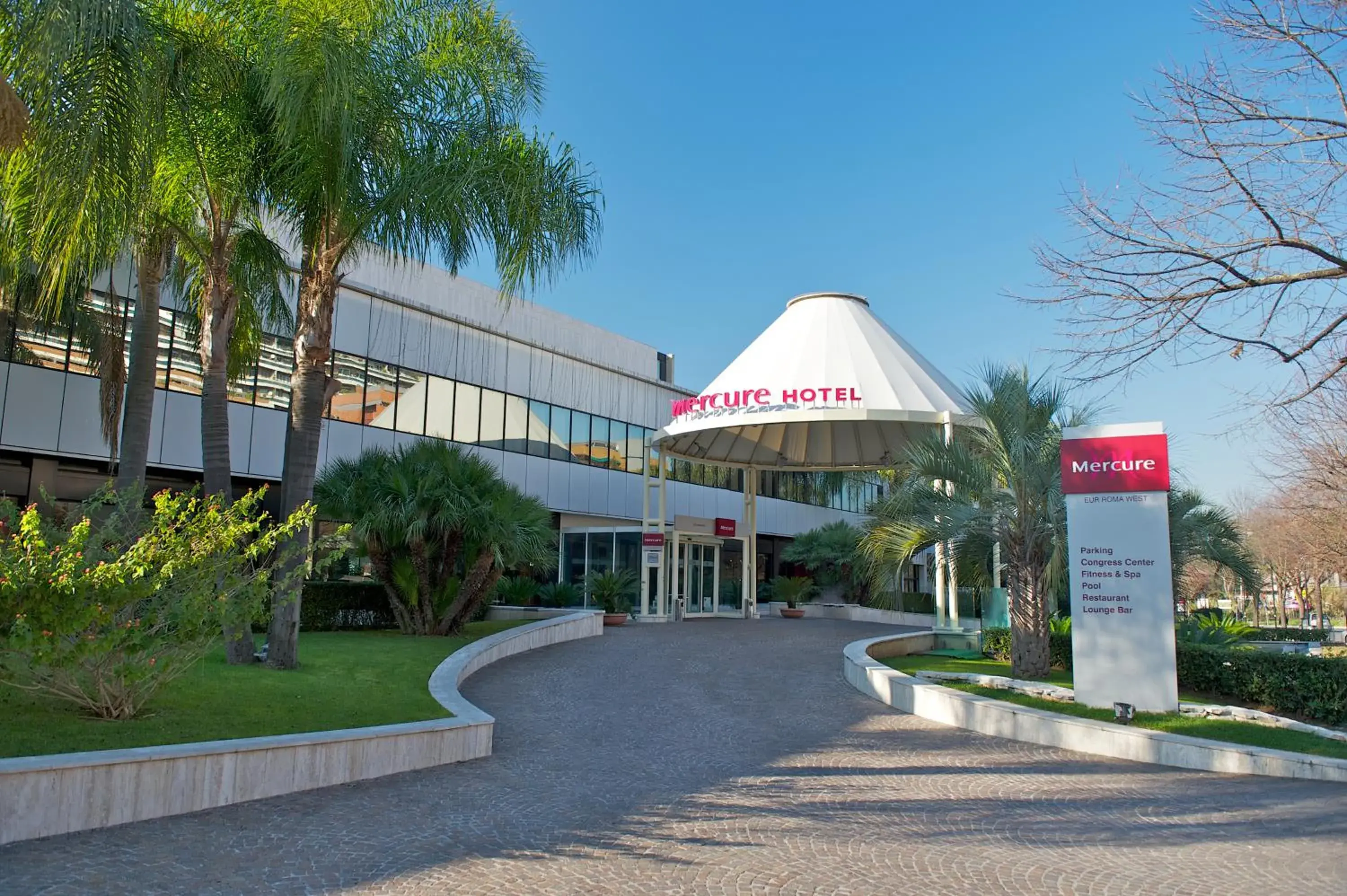 Property building in Mercure Roma West Property building in Mercure Roma West