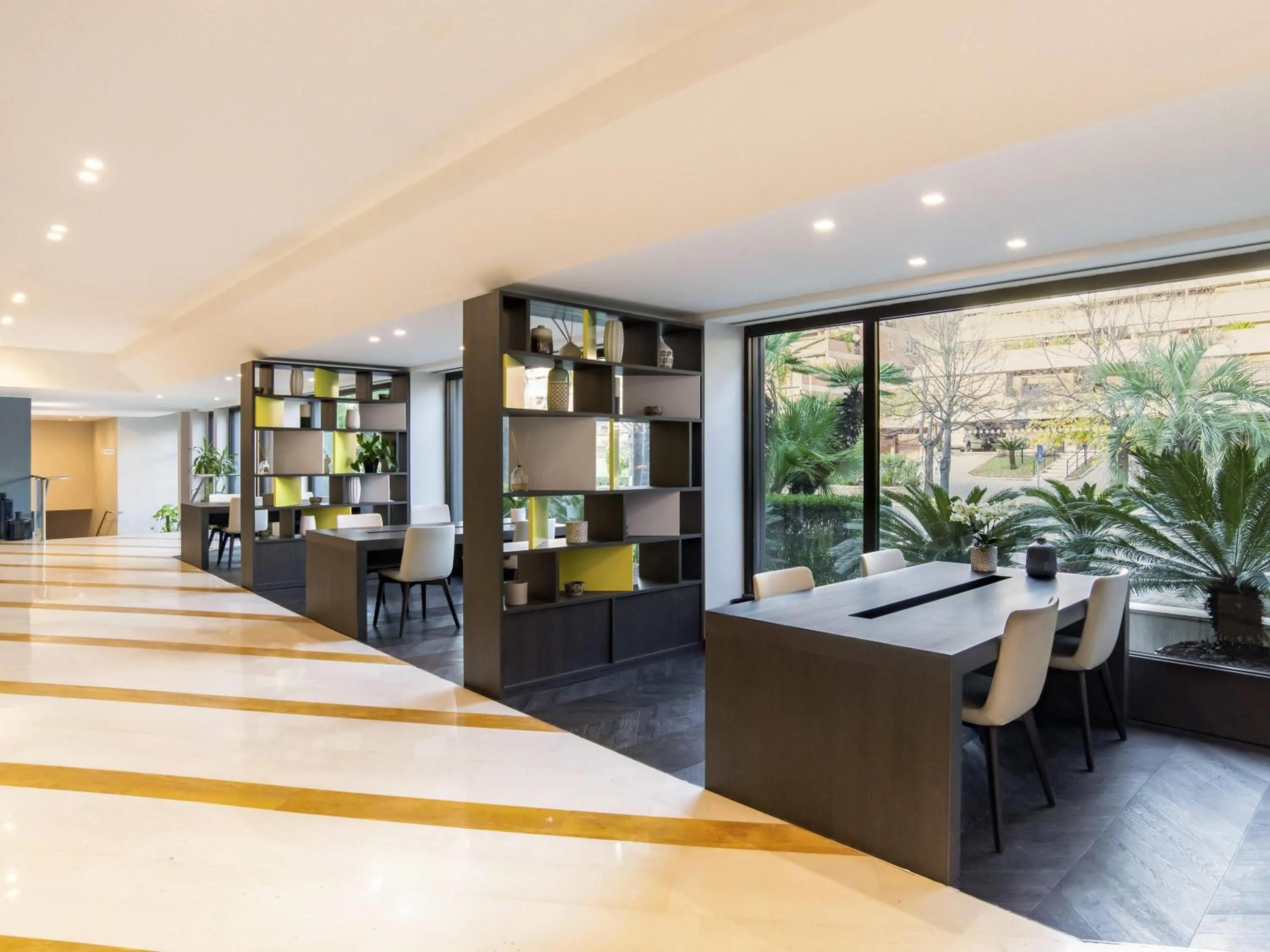 Business facilities in Mercure Roma West