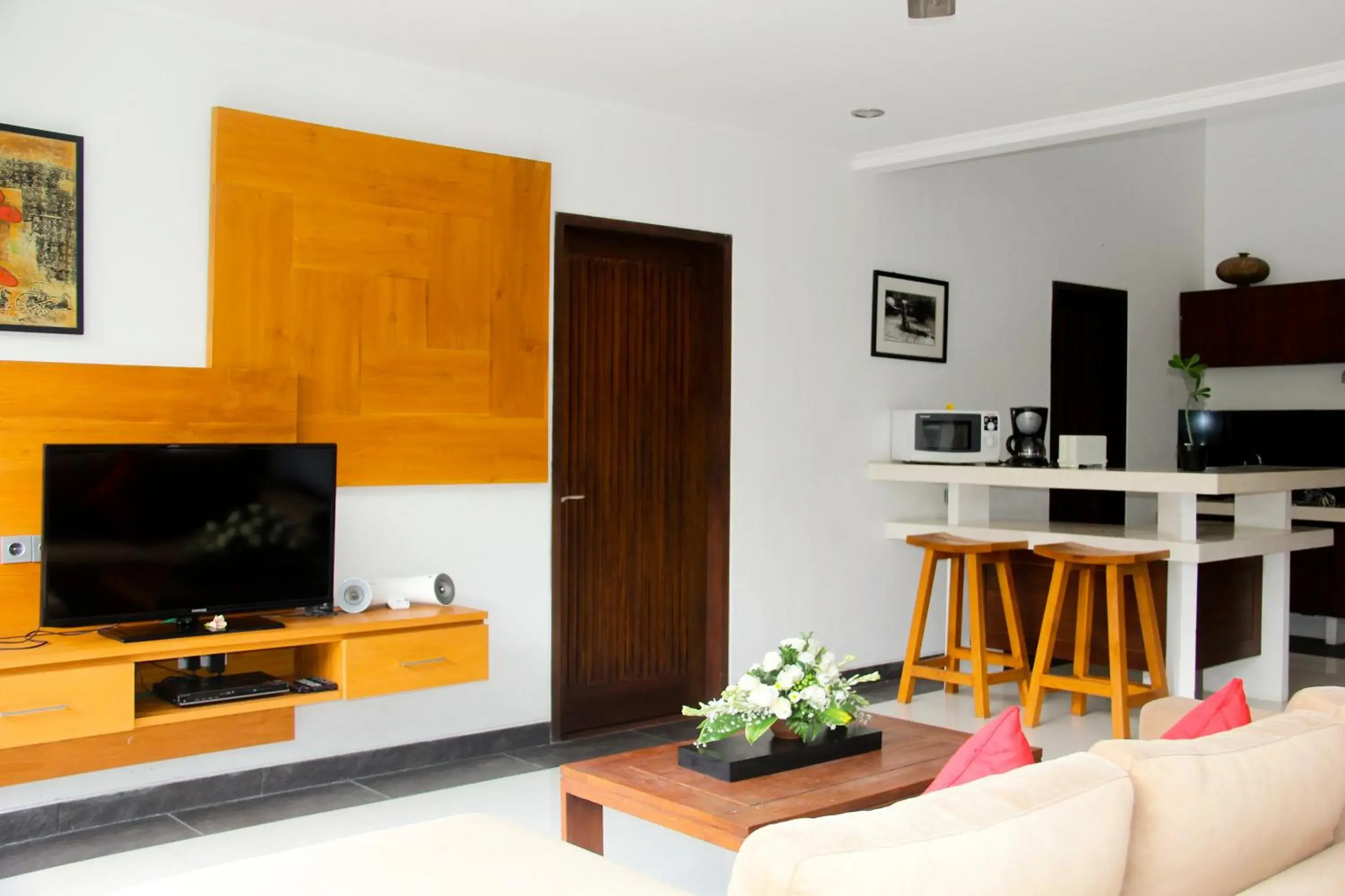 Seating area in Delu Villas & Suite Seating area in Delu Villas & Suite