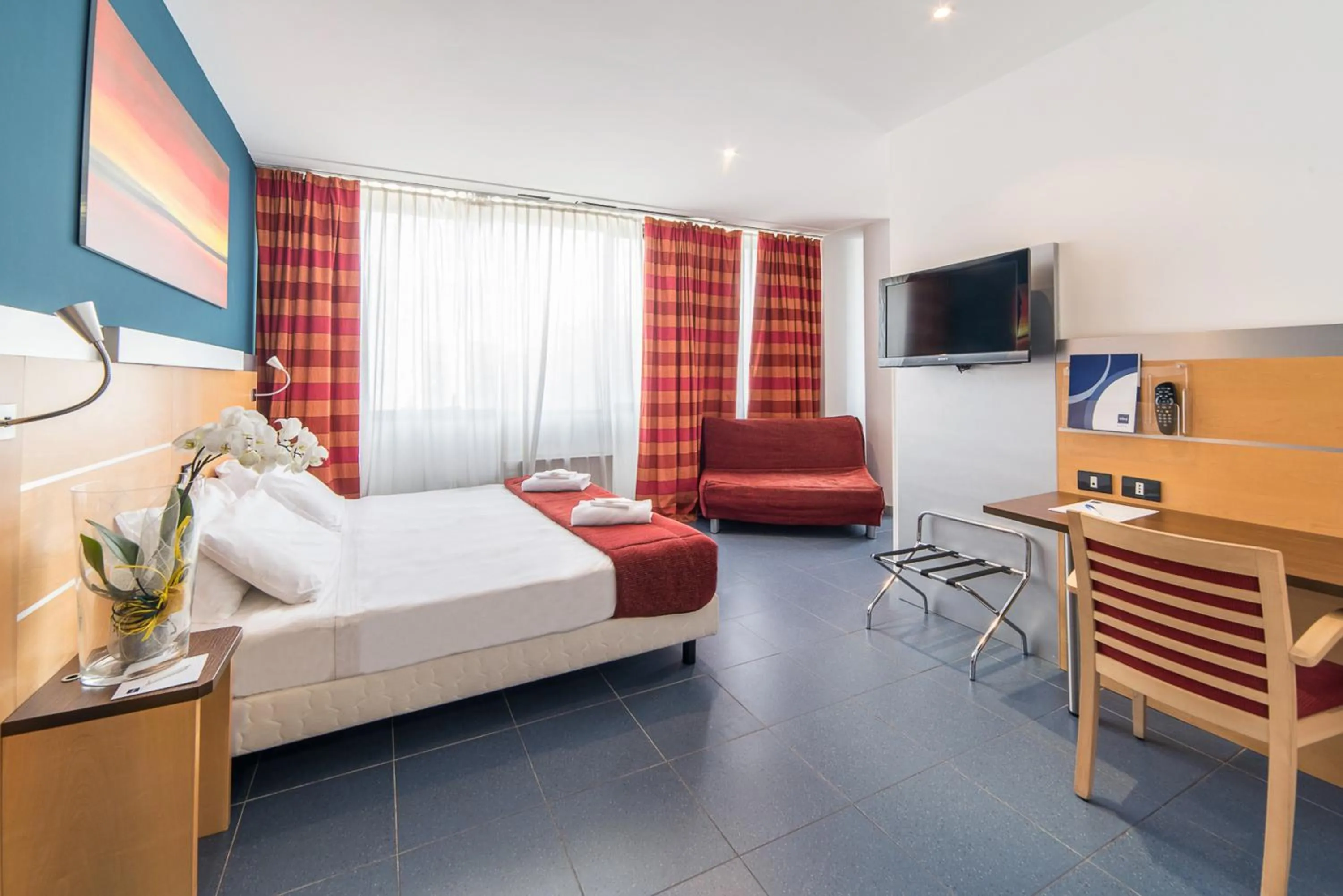 Bedroom, Bed in Sotel Nomentana Roma