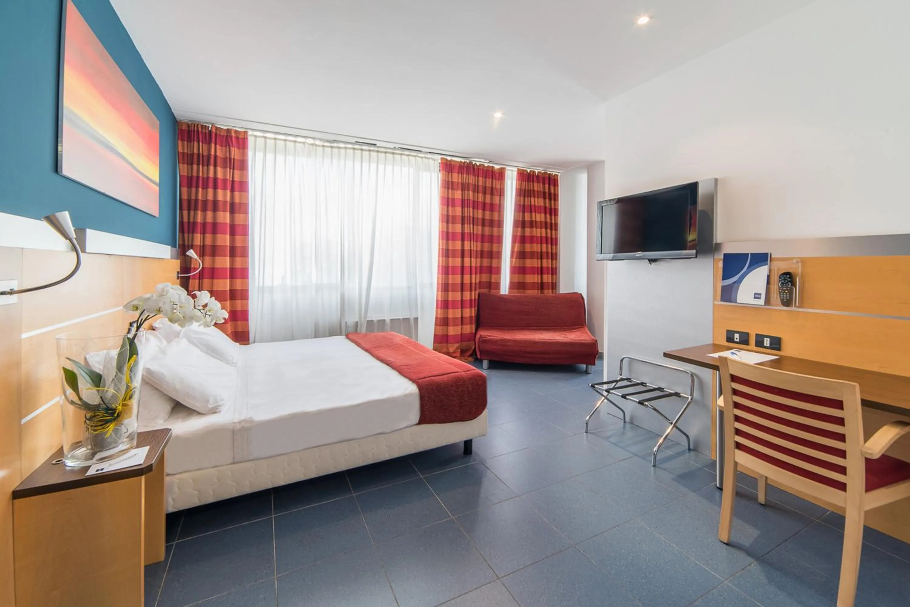 Bedroom, Bed in Sotel Nomentana Roma