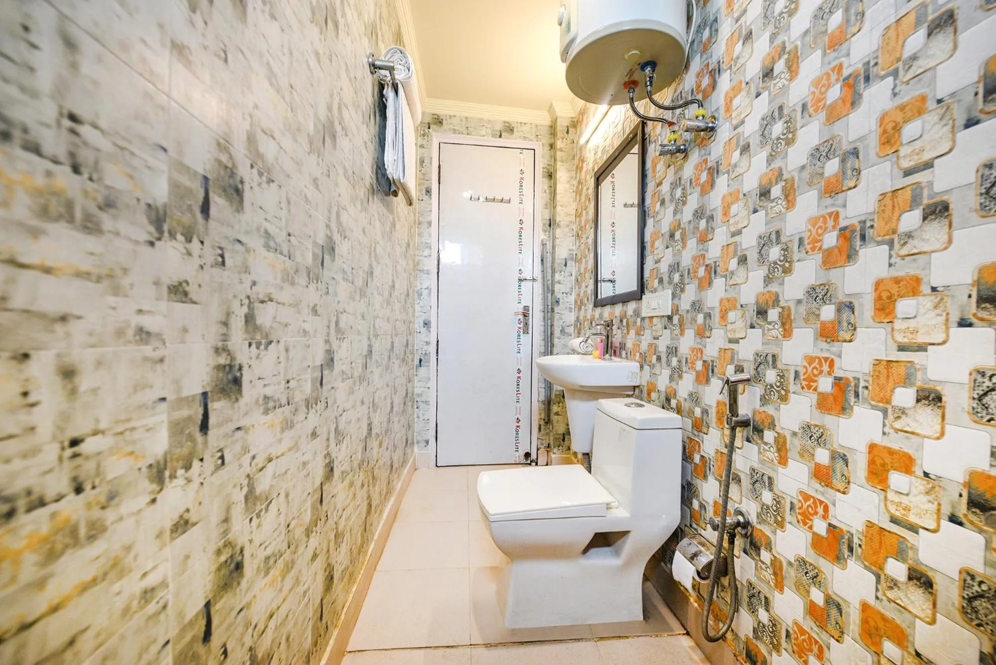 Bathroom in FabHotel Ishtara Auberge - Nr Yashobhoomi Convention Centre