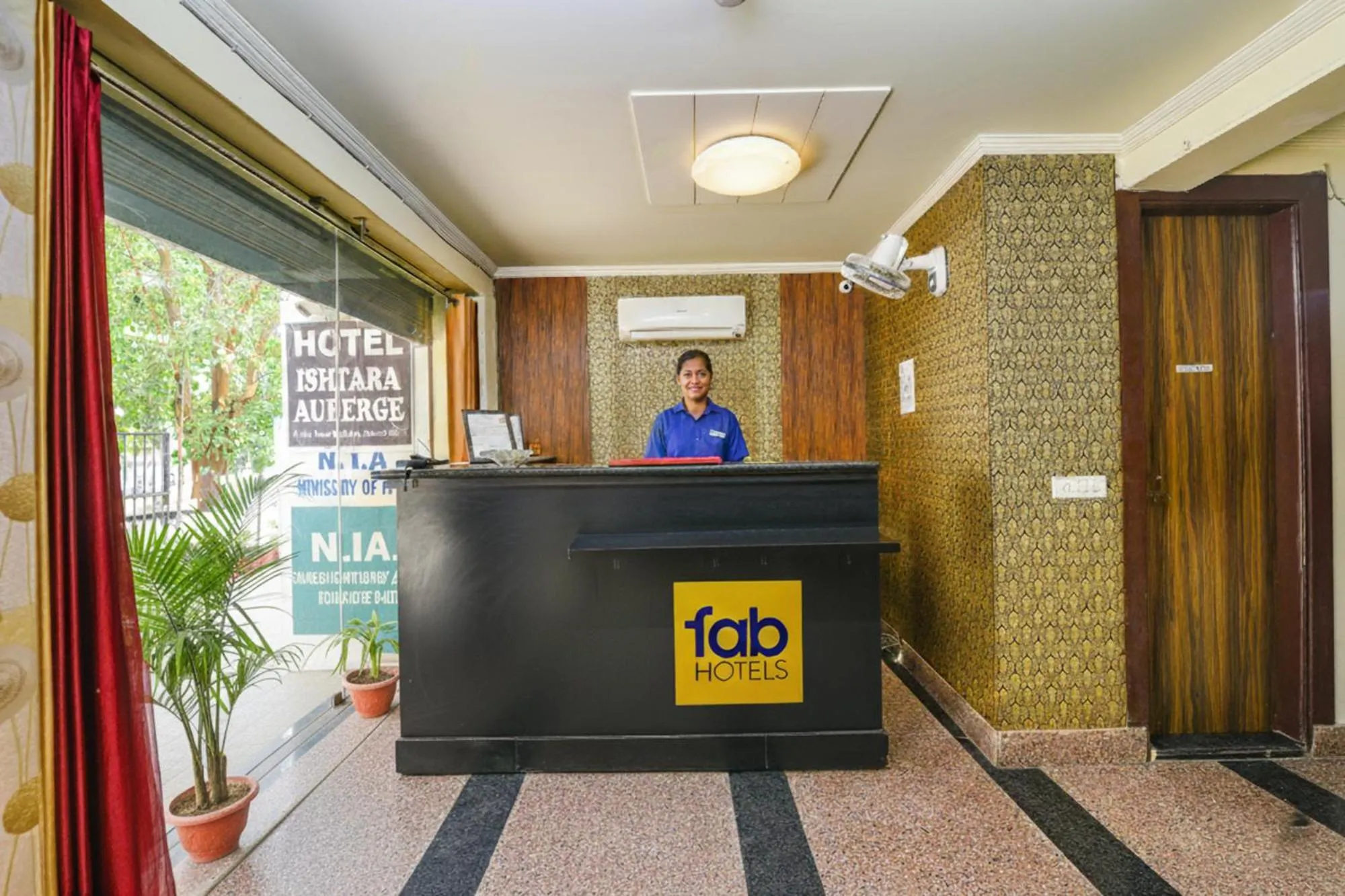 Lobby or reception in FabHotel Ishtara Auberge - Nr Yashobhoomi Convention Centre