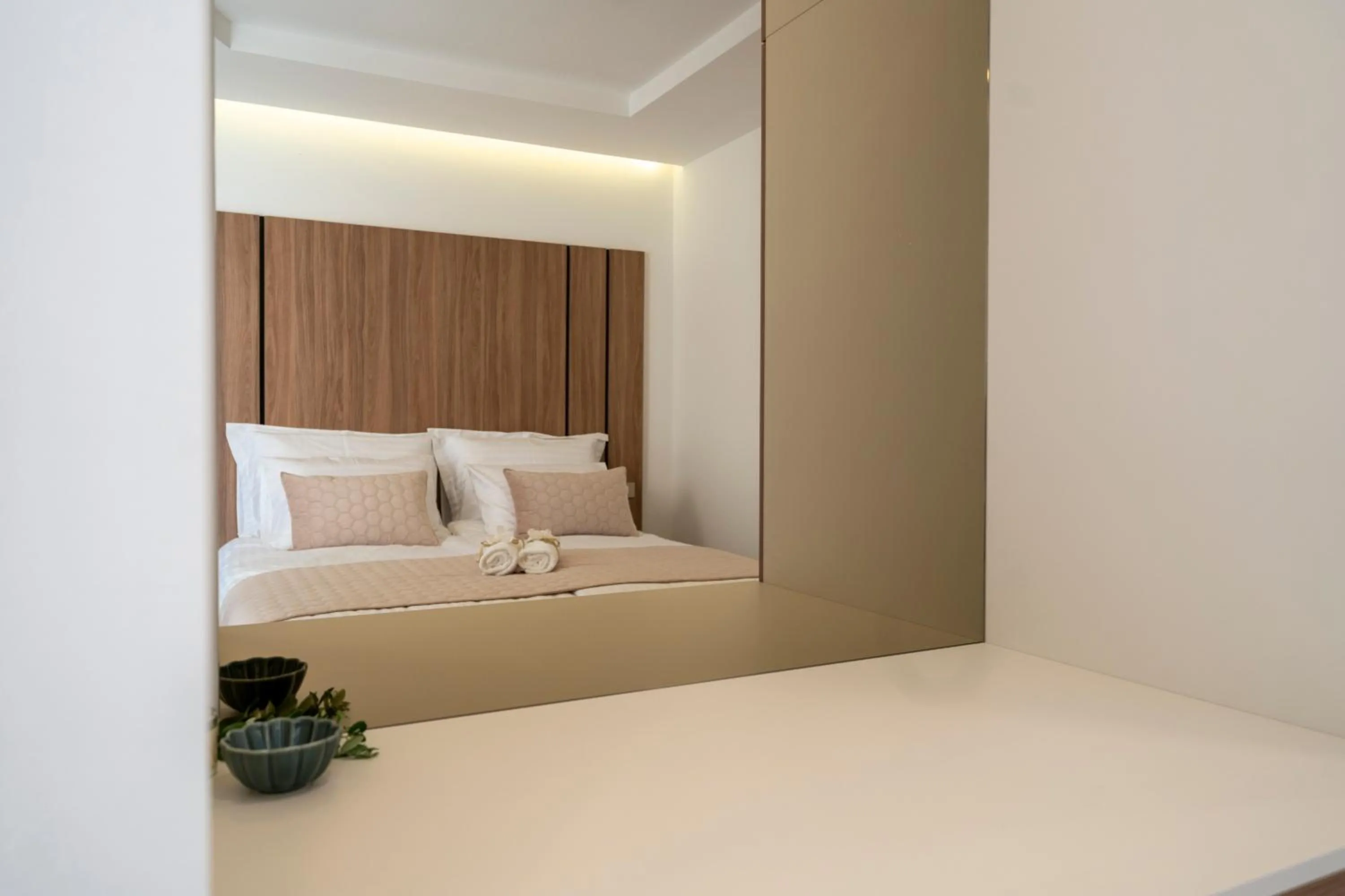 Bedroom, Bed in DʻArt Villa
