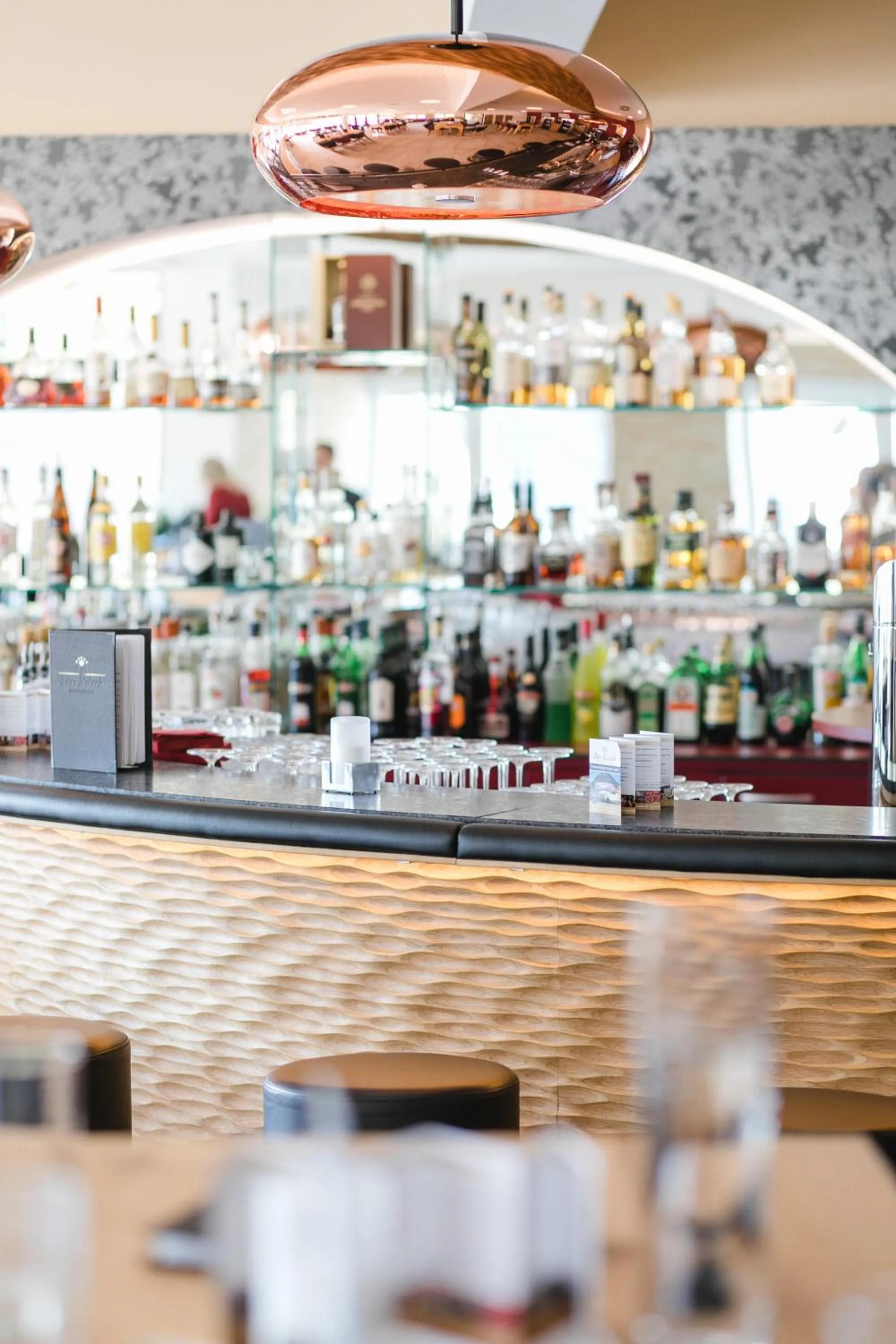 Restaurant/places to eat in R&R Residenzen HOTEL