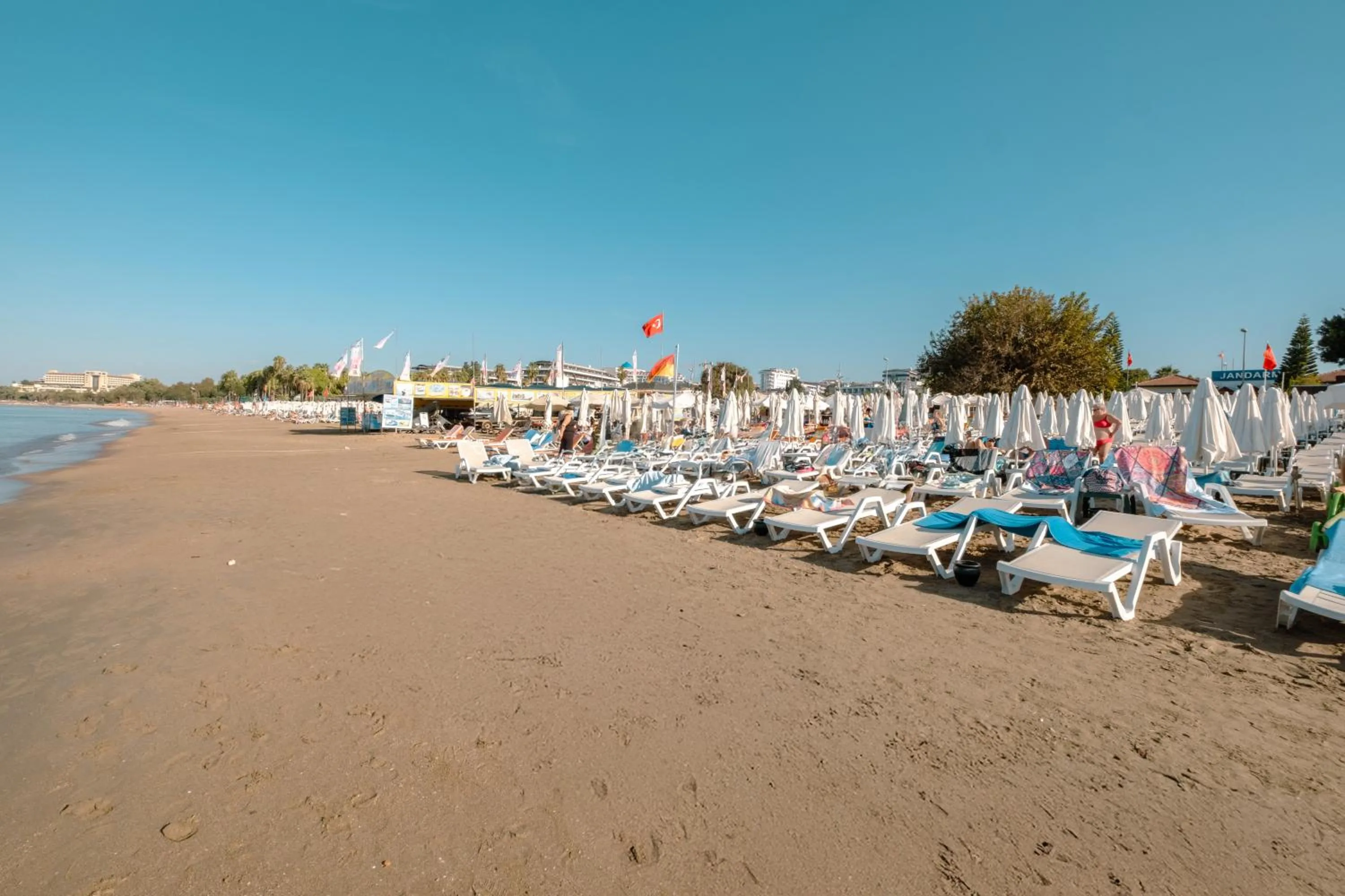 Beach in Sun Beach Park Hotel