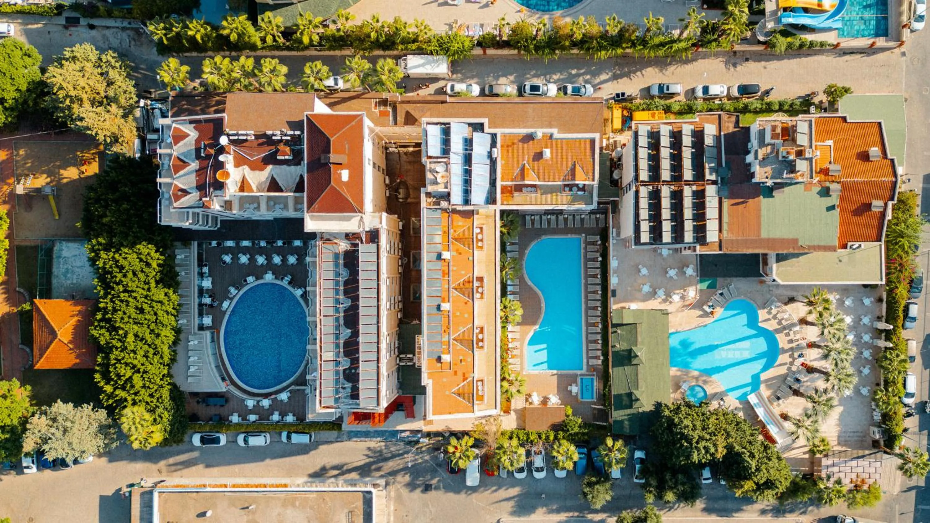 Property building in Sun Beach Park Hotel