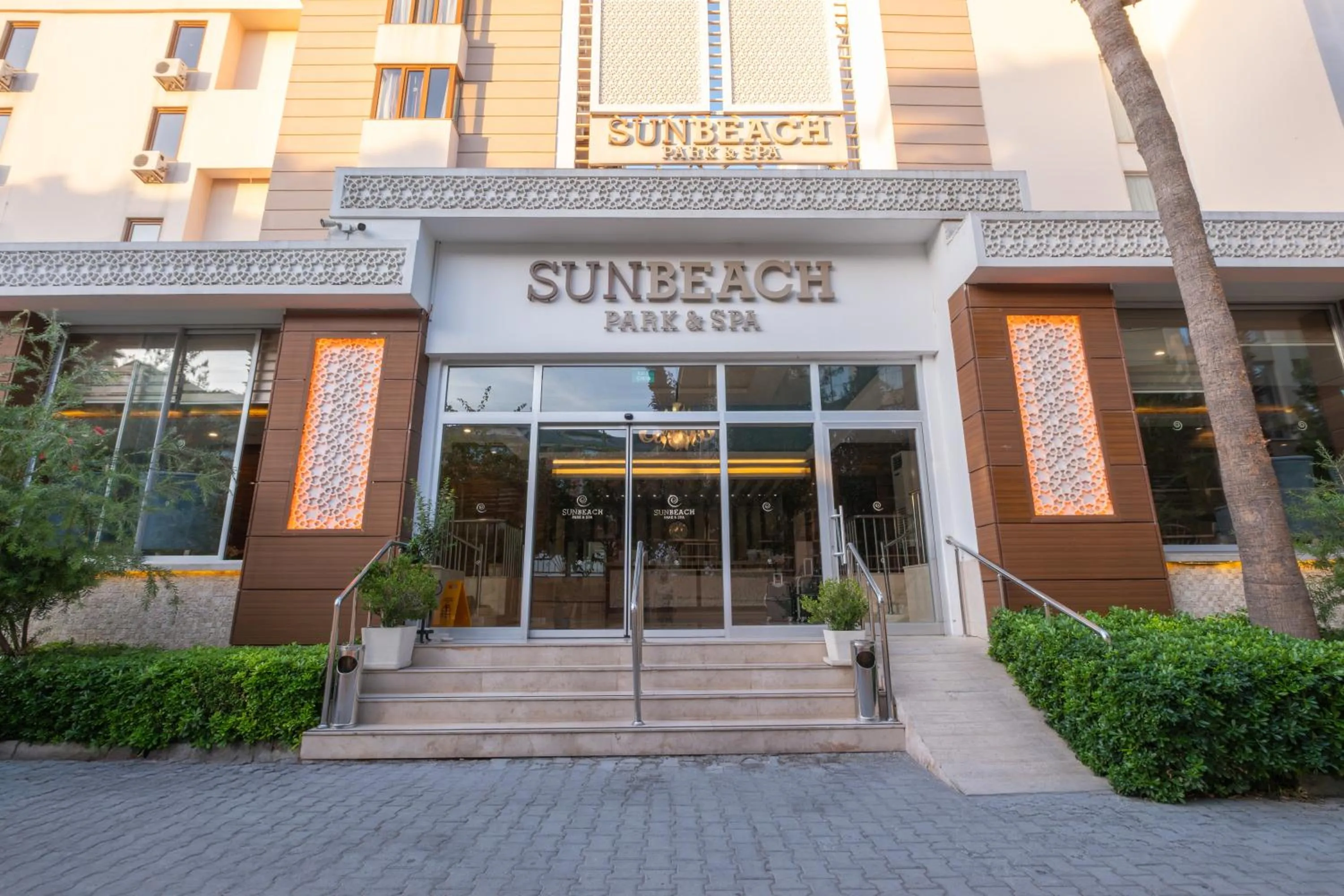 Facade/entrance in Sun Beach Park Hotel