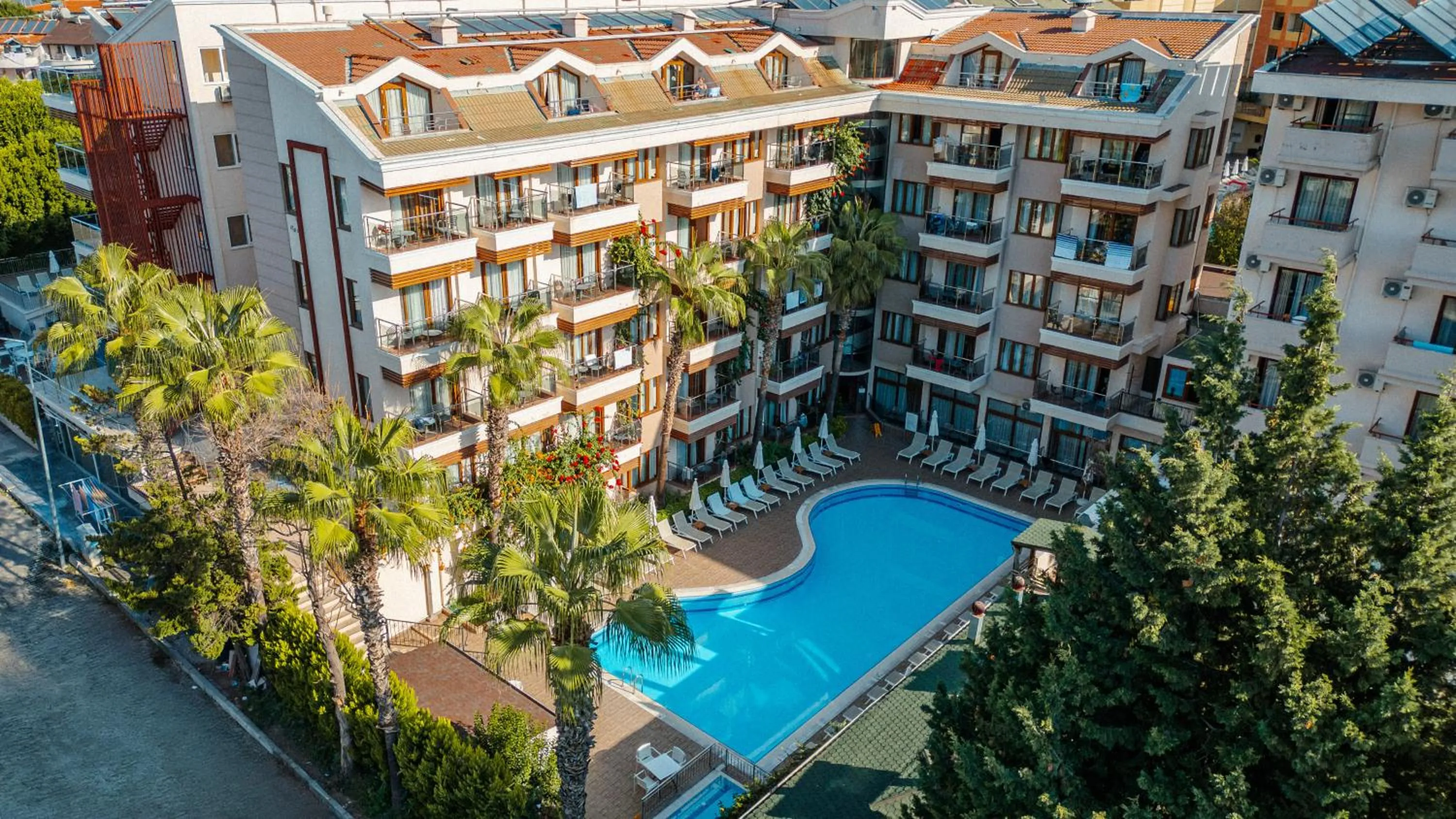 Property building in Sun Beach Park Hotel