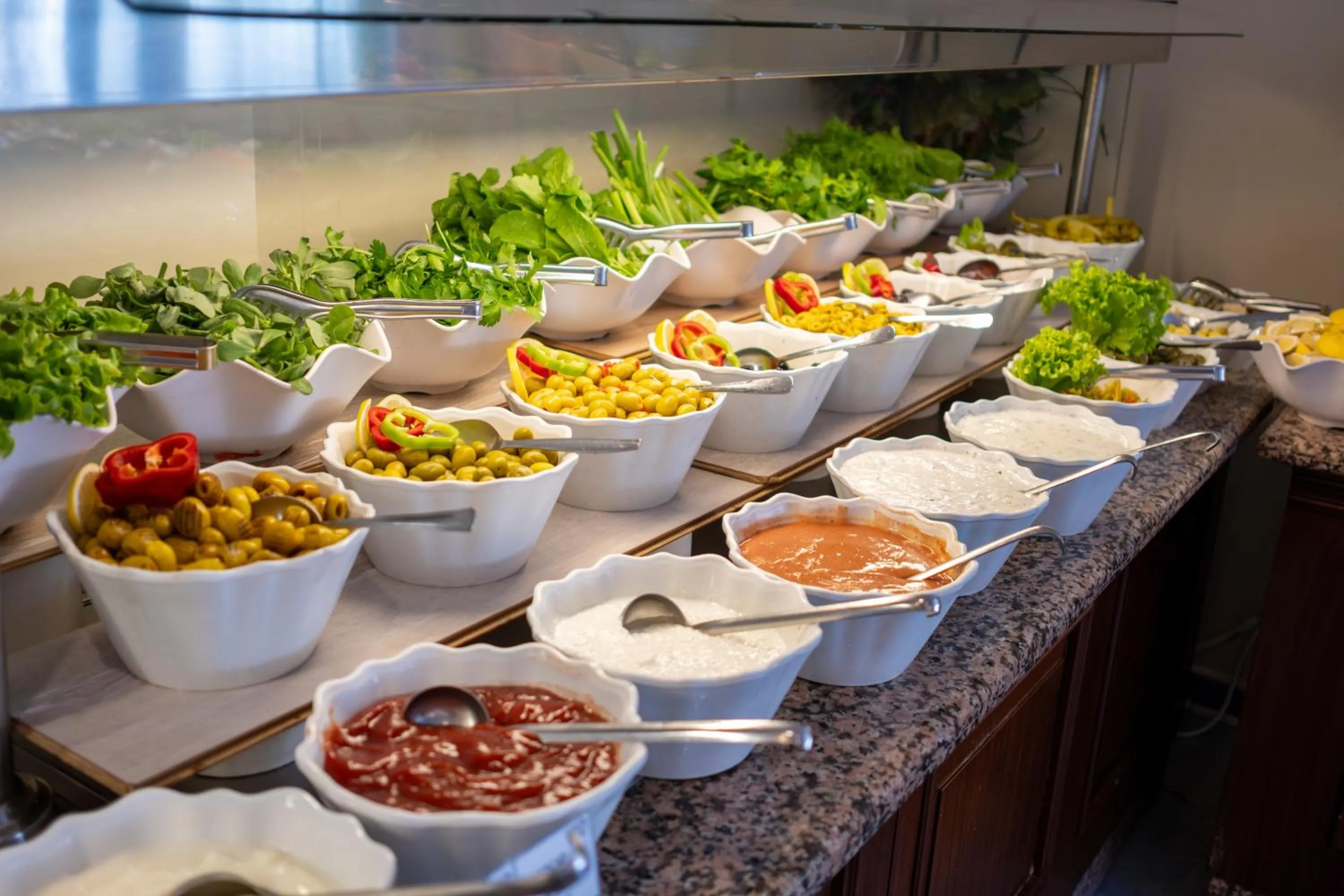 Food in Sun Beach Park Hotel