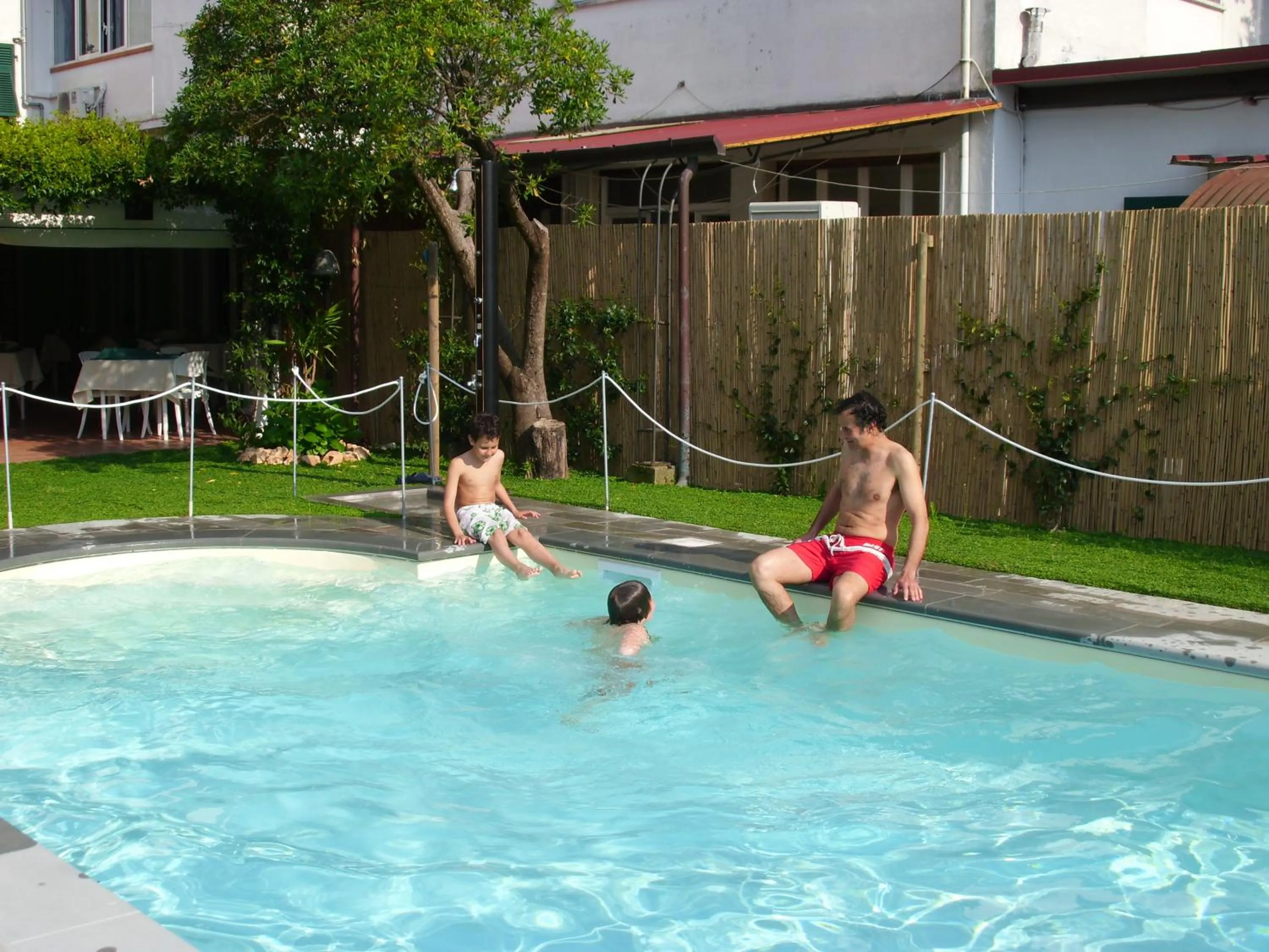 Swimming pool in Hotel Sette Archi