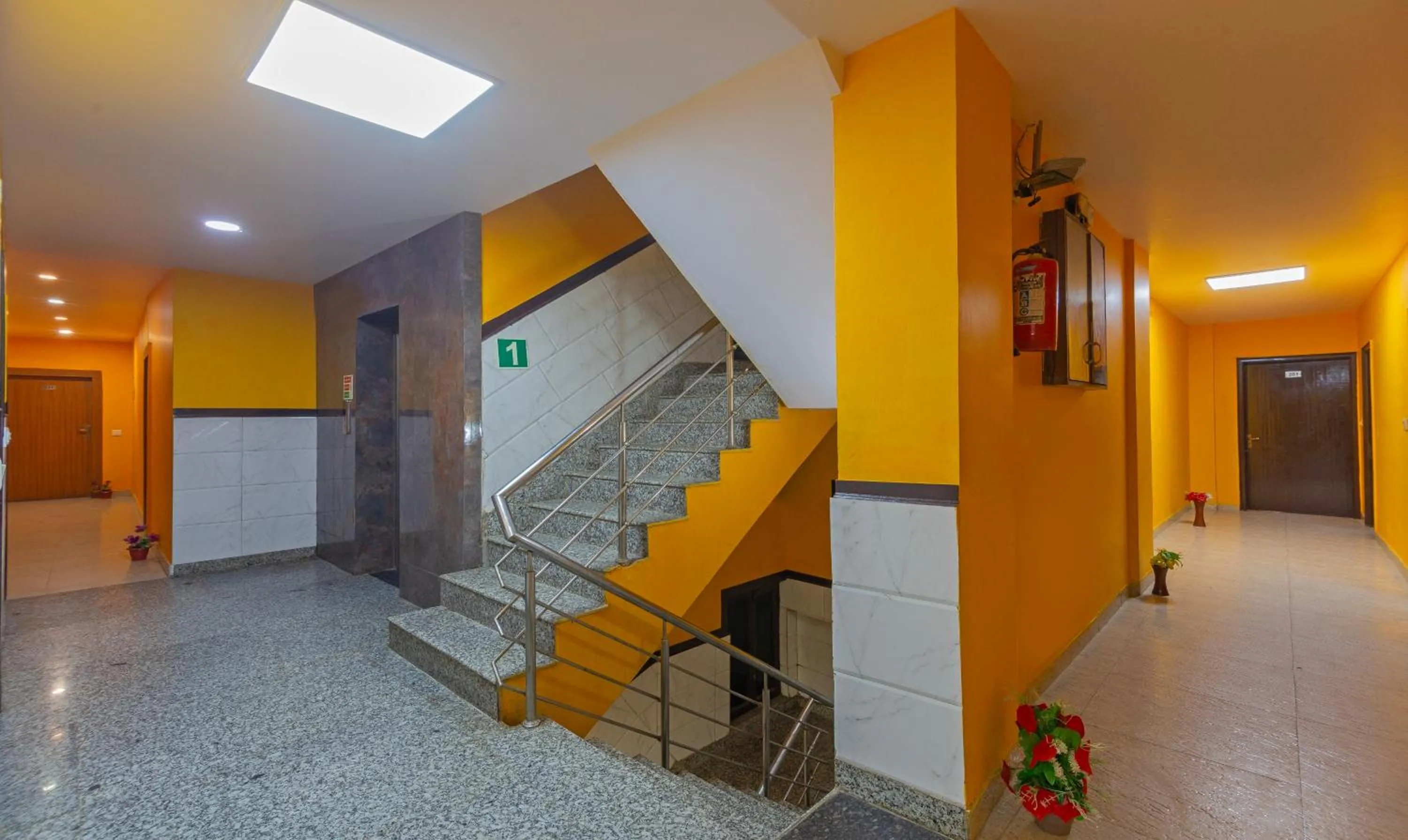 Lobby or reception in Treebo Green View, Noida