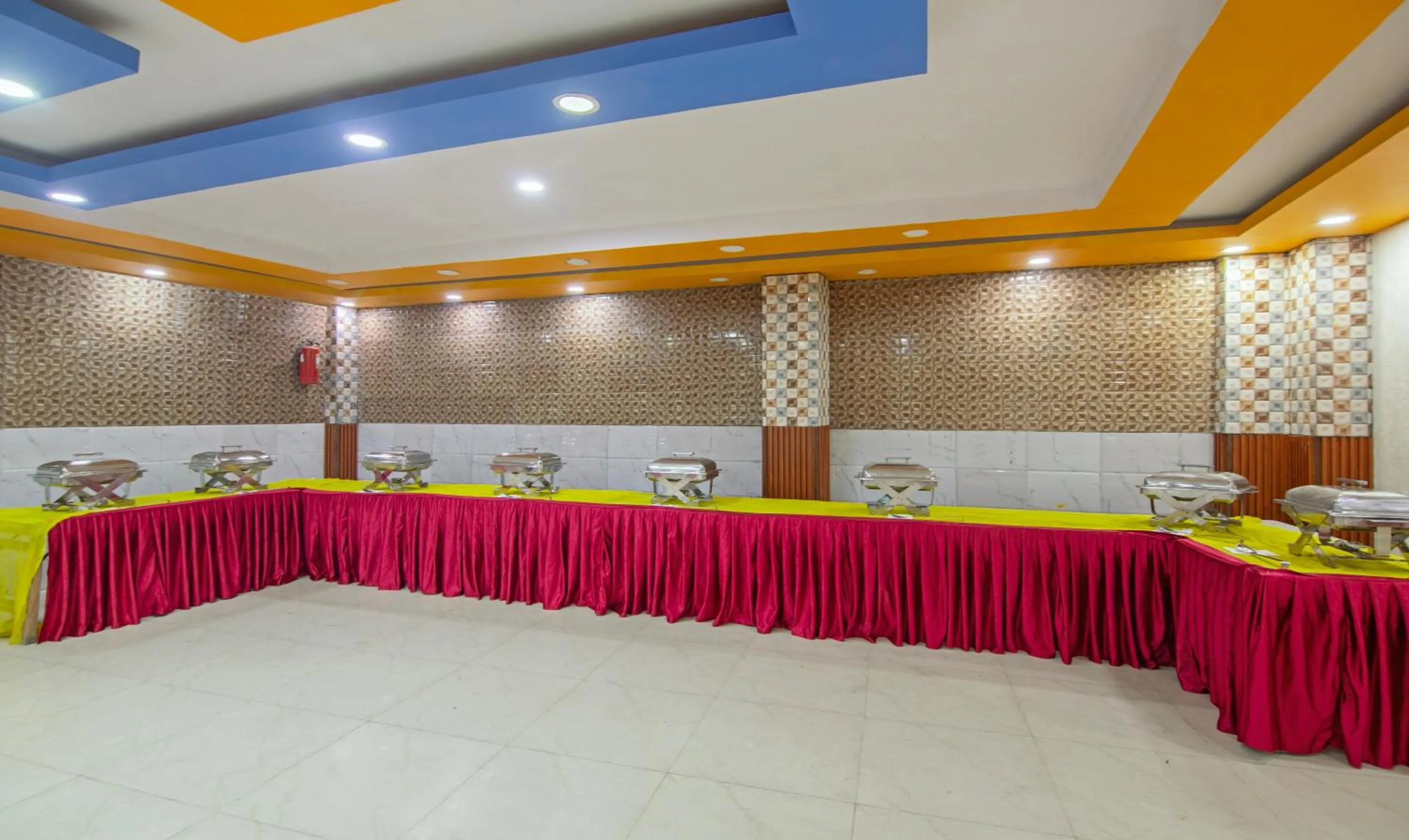 Breakfast in Treebo Green View, Noida