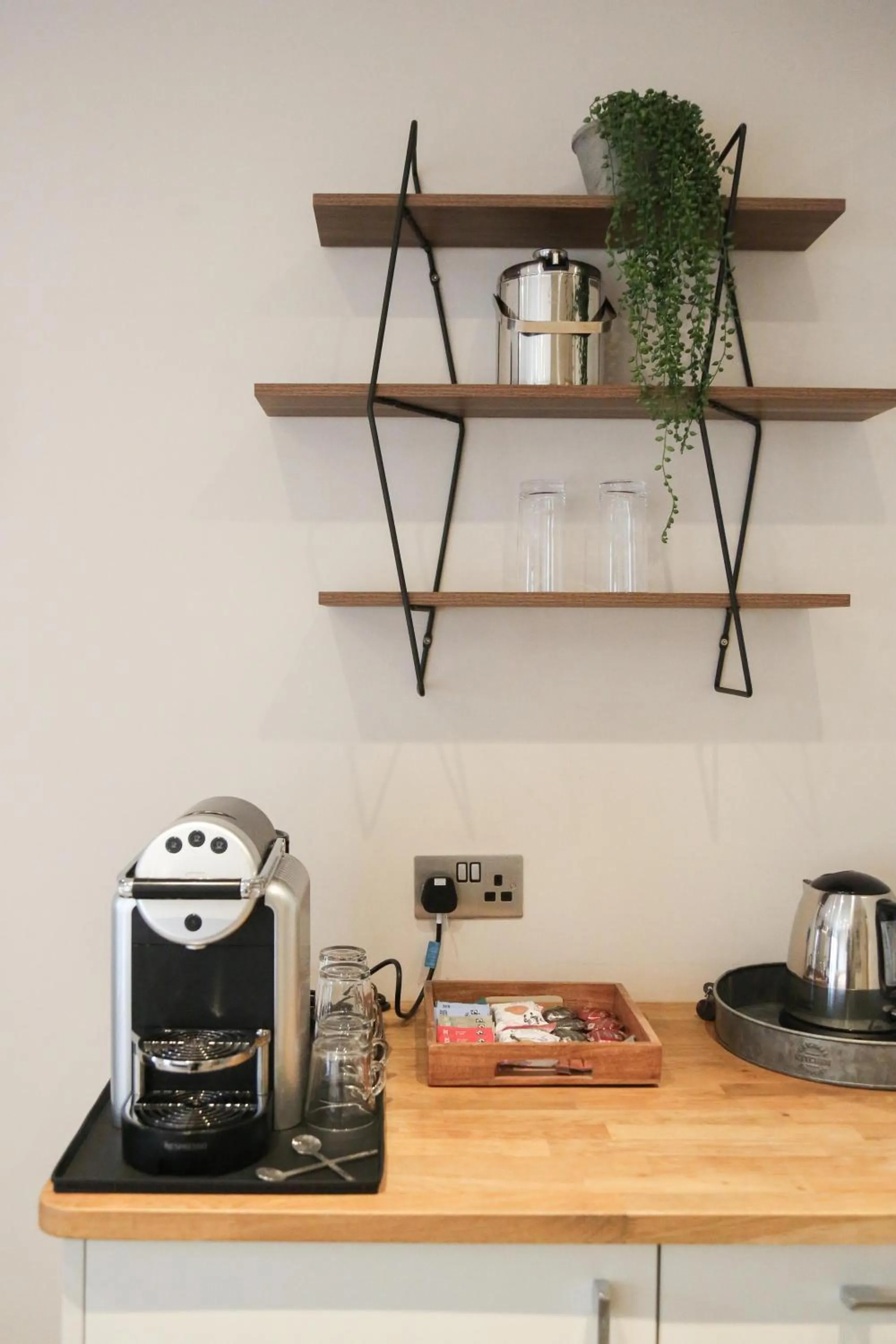 Bedroom in The Charlton Arms