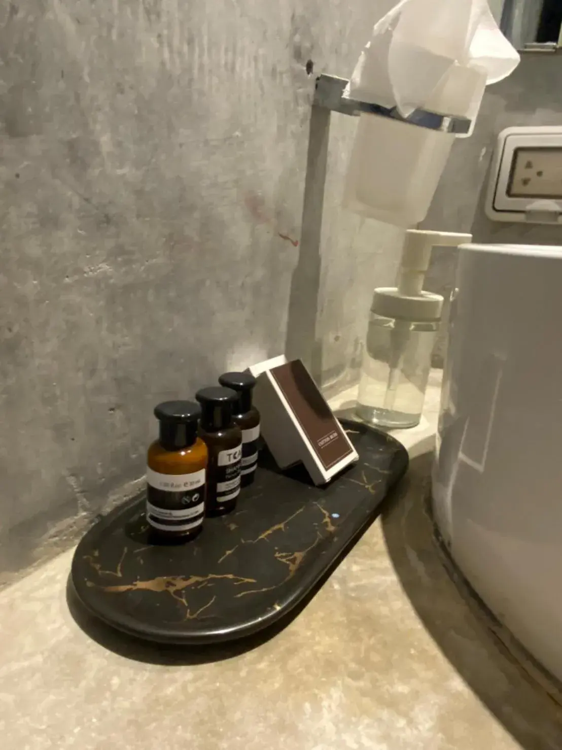 Bathroom in TATATA Koh Tao Bathroom in TATATA Koh Tao