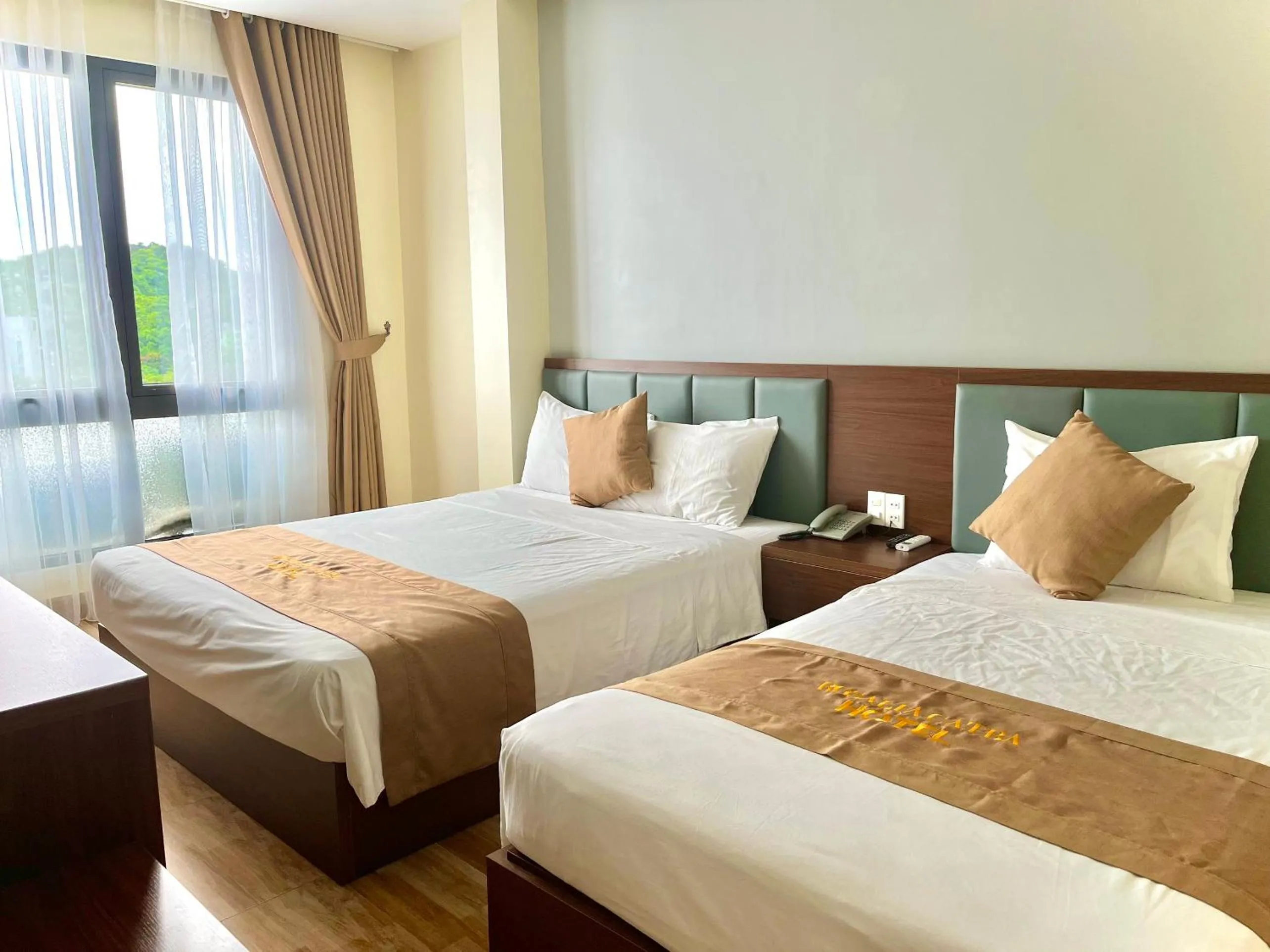 Bed in CAT BA ROSALIA HOTEL