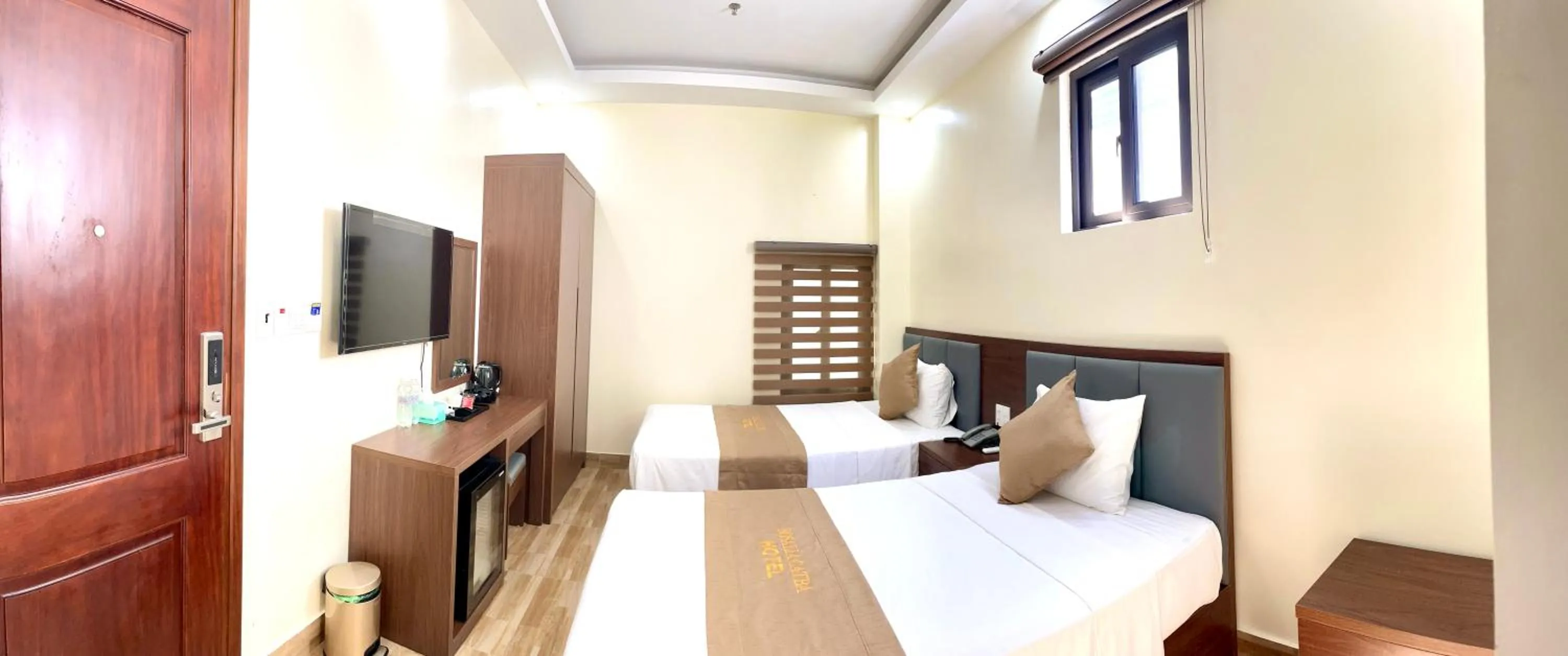 Bed in CAT BA ROSALIA HOTEL