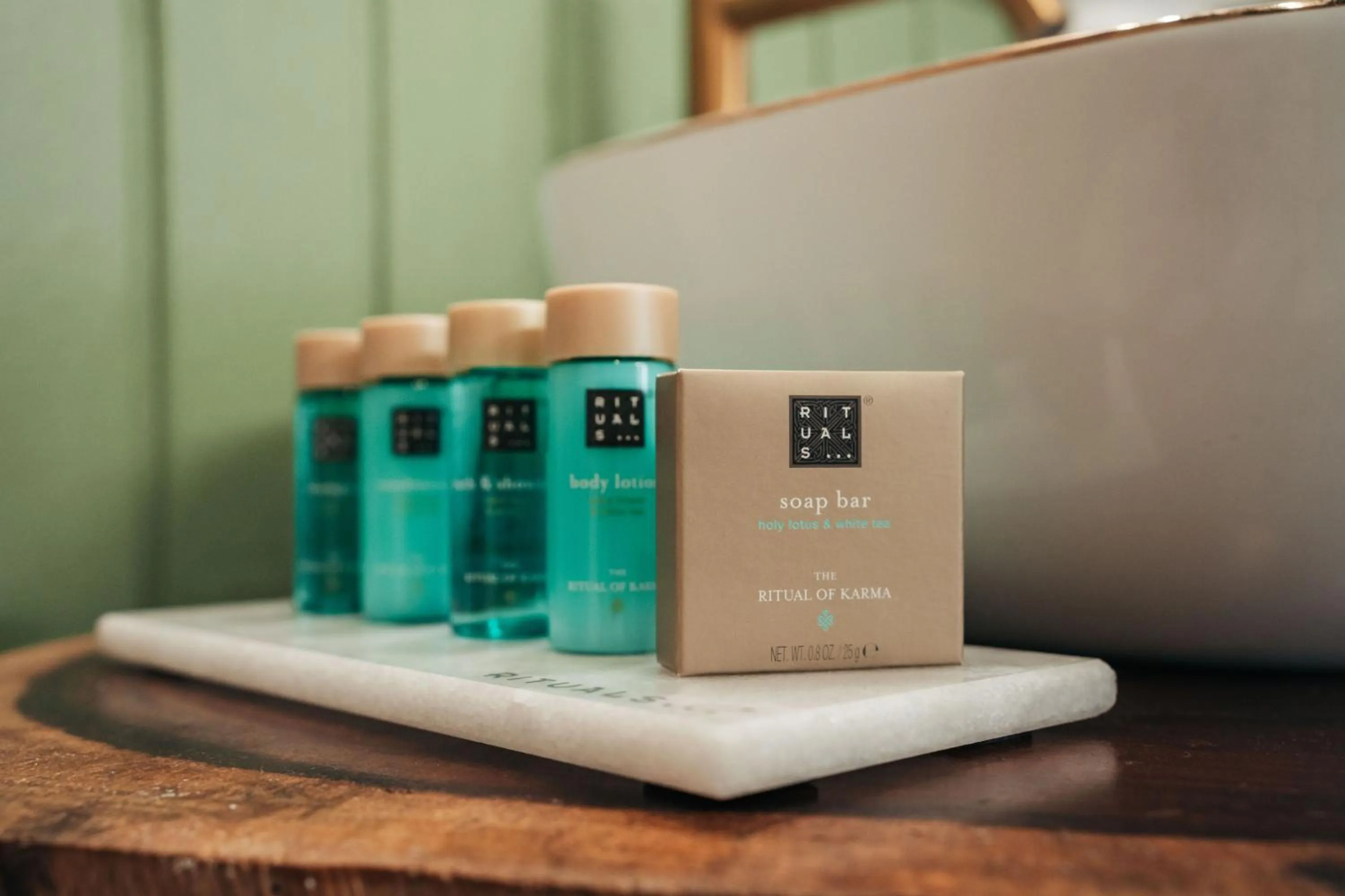 Shower in Atelier Skalo Boutique Hotel