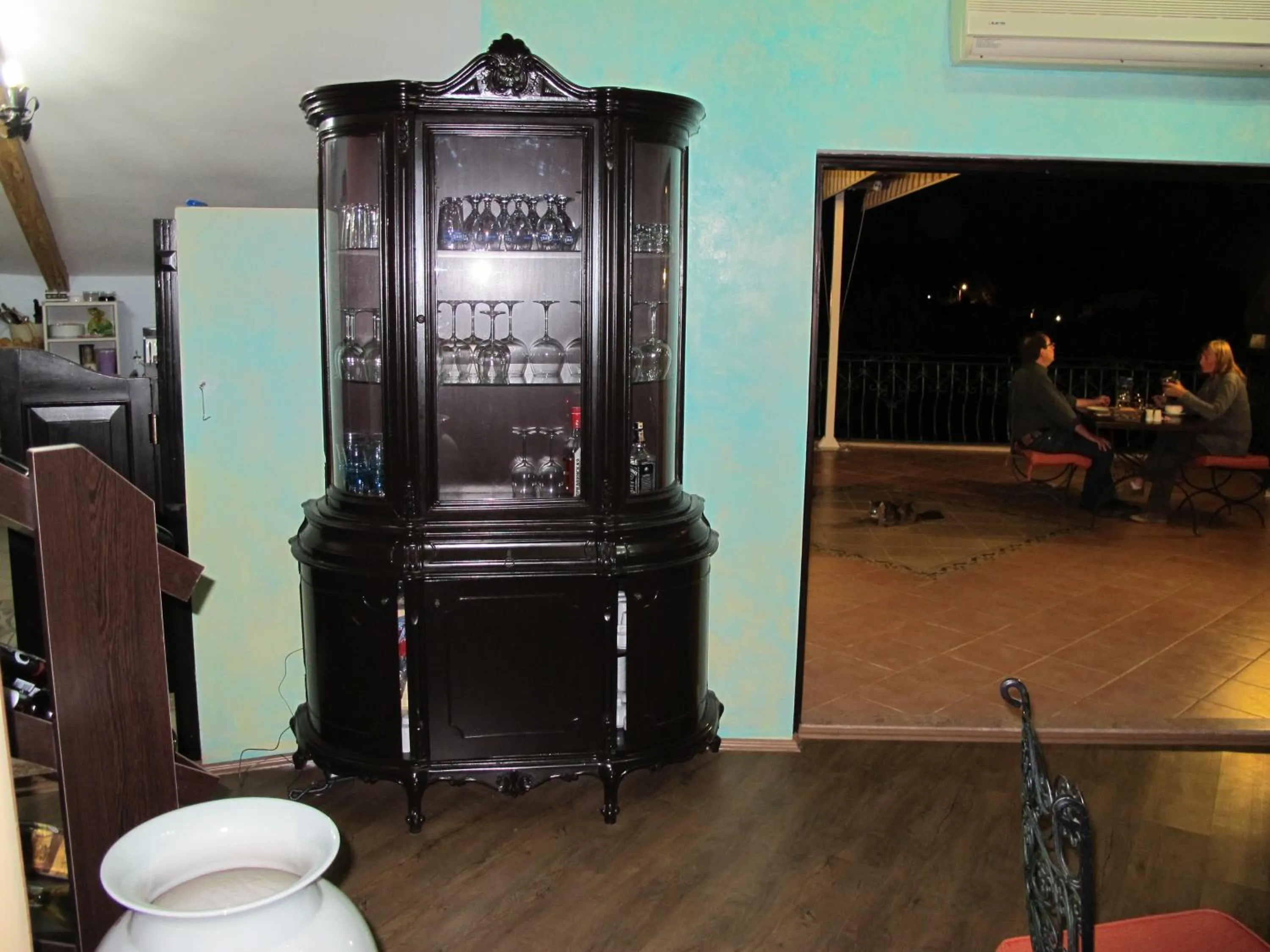 Restaurant/places to eat in Hemerans Anatolia