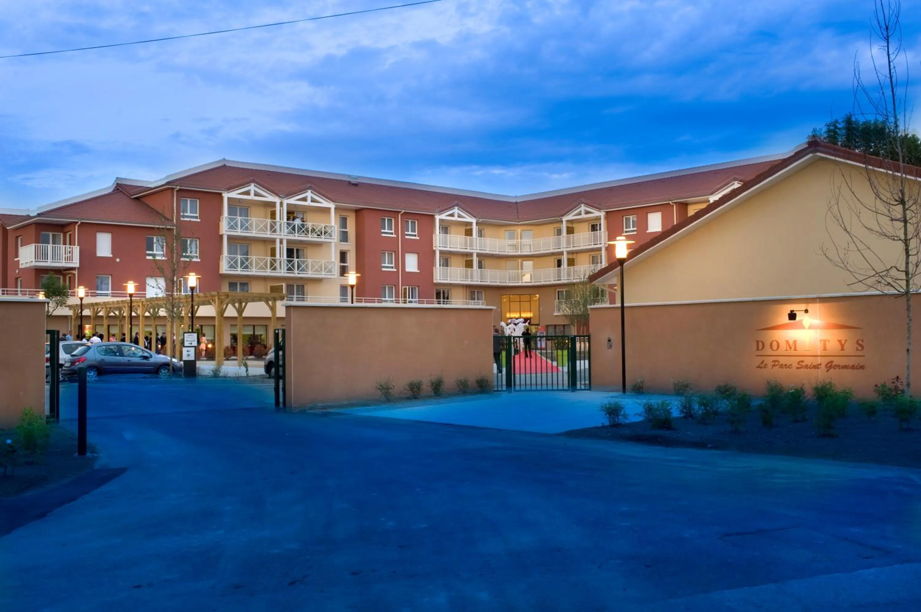 Facade/entrance in Domitys Le Parc Saint Germain