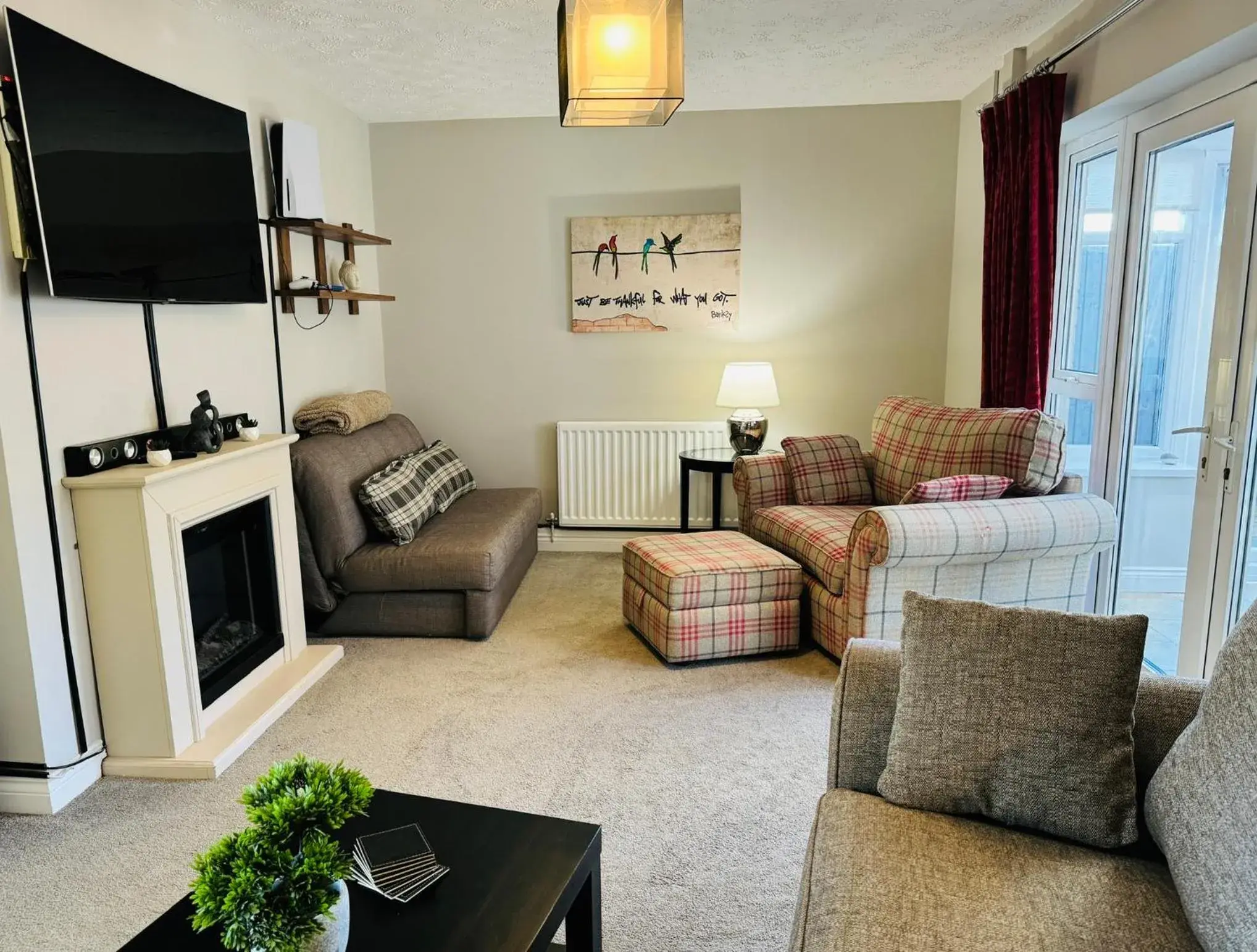 City Stay with Jacuzzi Gym Free Parking 2 Spaces City Stay with Jacuzzi Gym Free Parking 2 Spaces