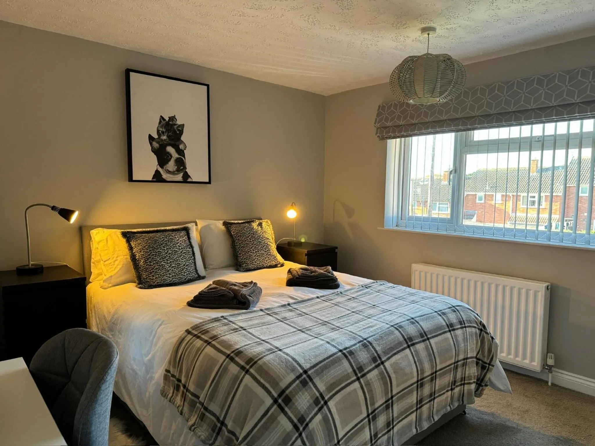 City Stay with Jacuzzi Gym Free Parking 2 Spaces