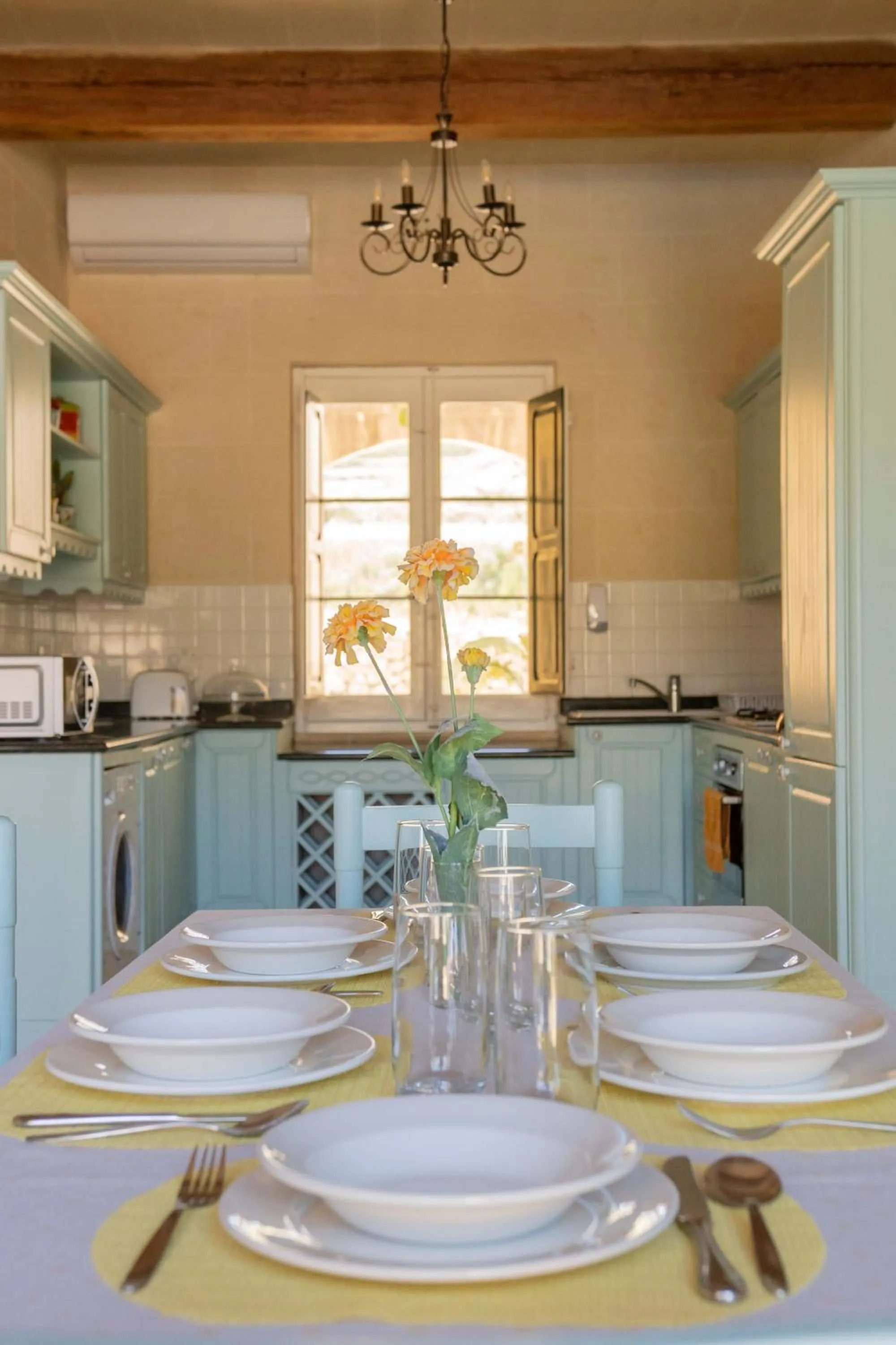 Dining area in Razzett Ziffa