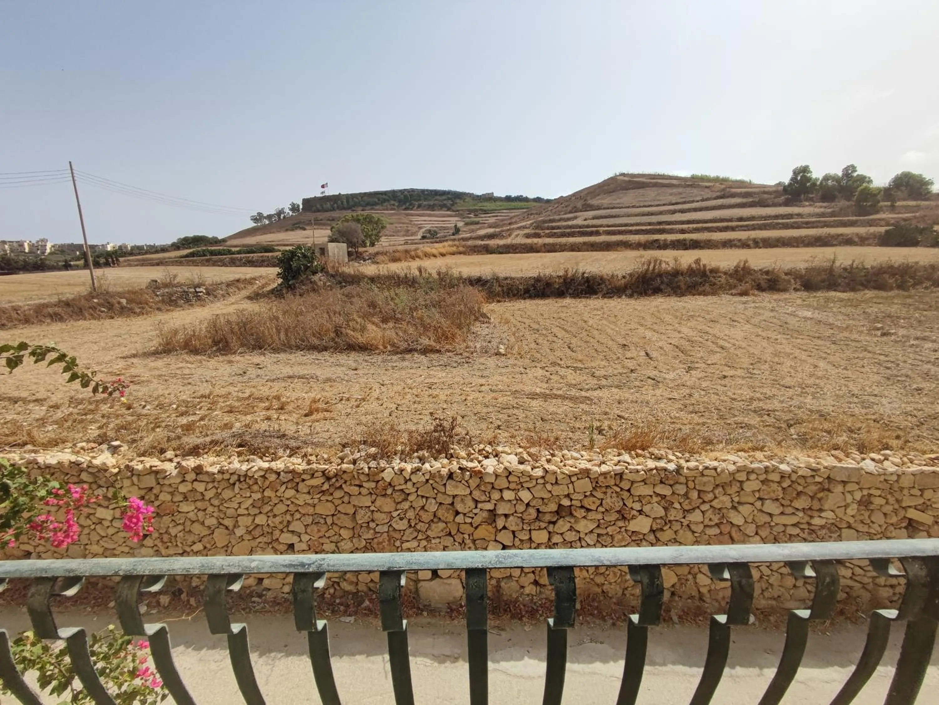 Mountain view in Razzett Ziffa