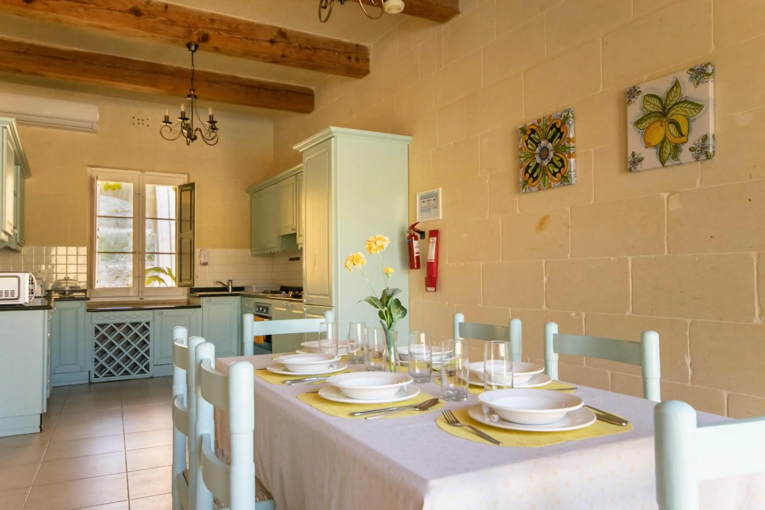 Kitchen or kitchenette in Razzett Ziffa