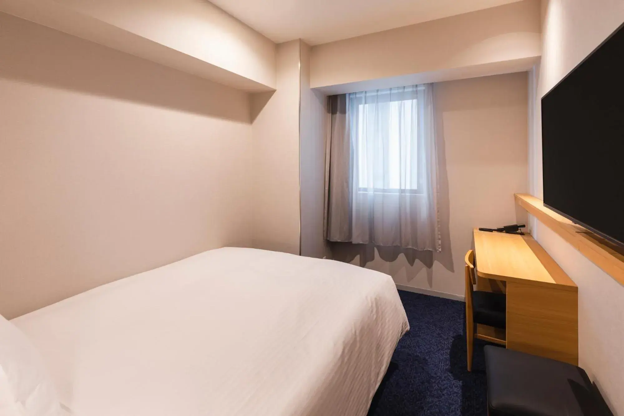 Standard Double Room - single occupancy - Non-Smoking in Sotetsu Fresa Inn Sapporo-Susukino Standard Double Room - single occupancy - Non-Smoking in Sotetsu Fresa Inn Sapporo-Susukino