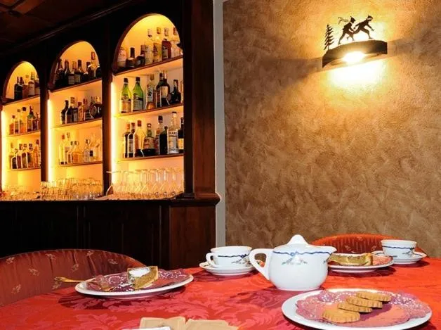 Lounge or bar in Hotel Paradiso