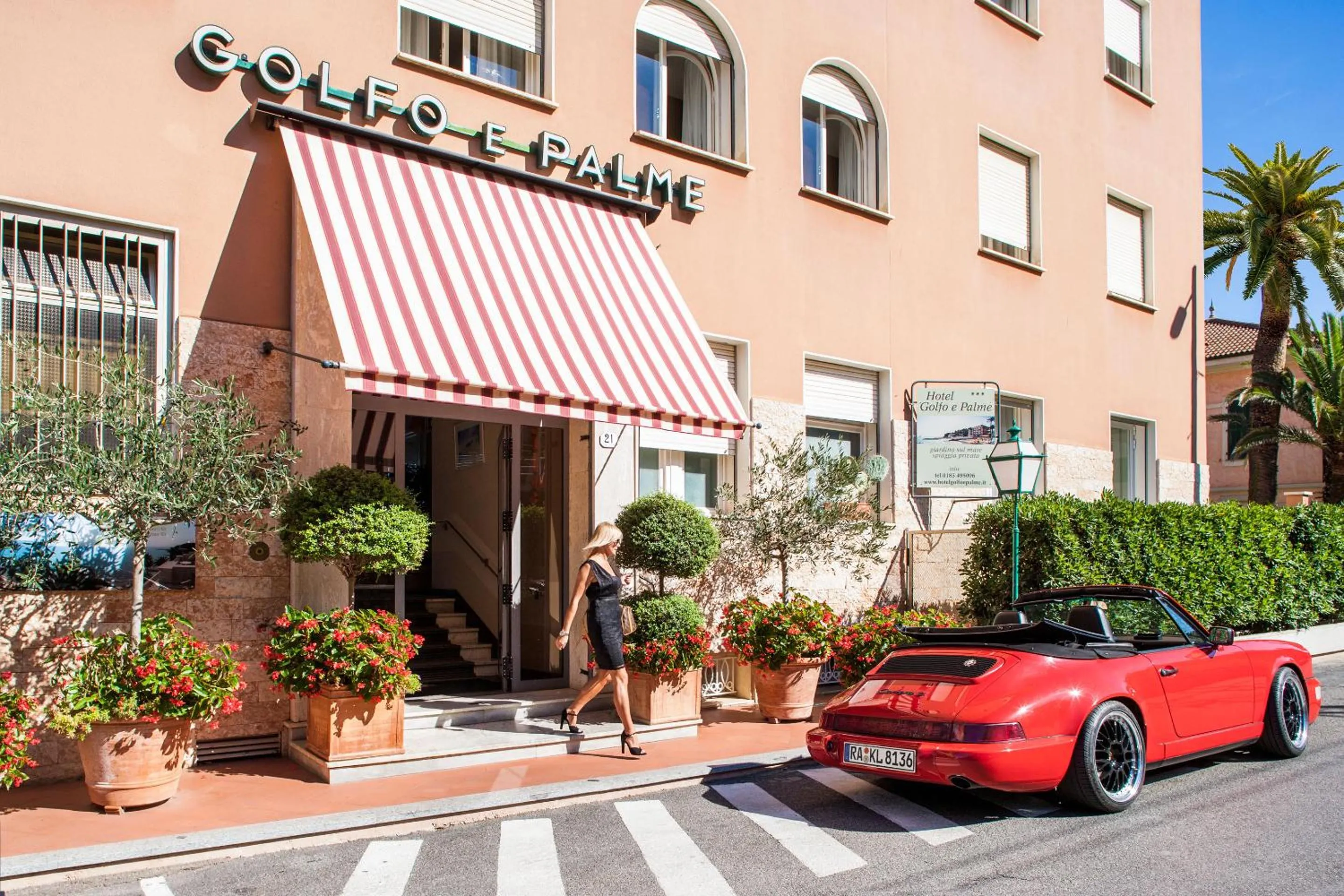 Property building in Hotel Golfo e Palme