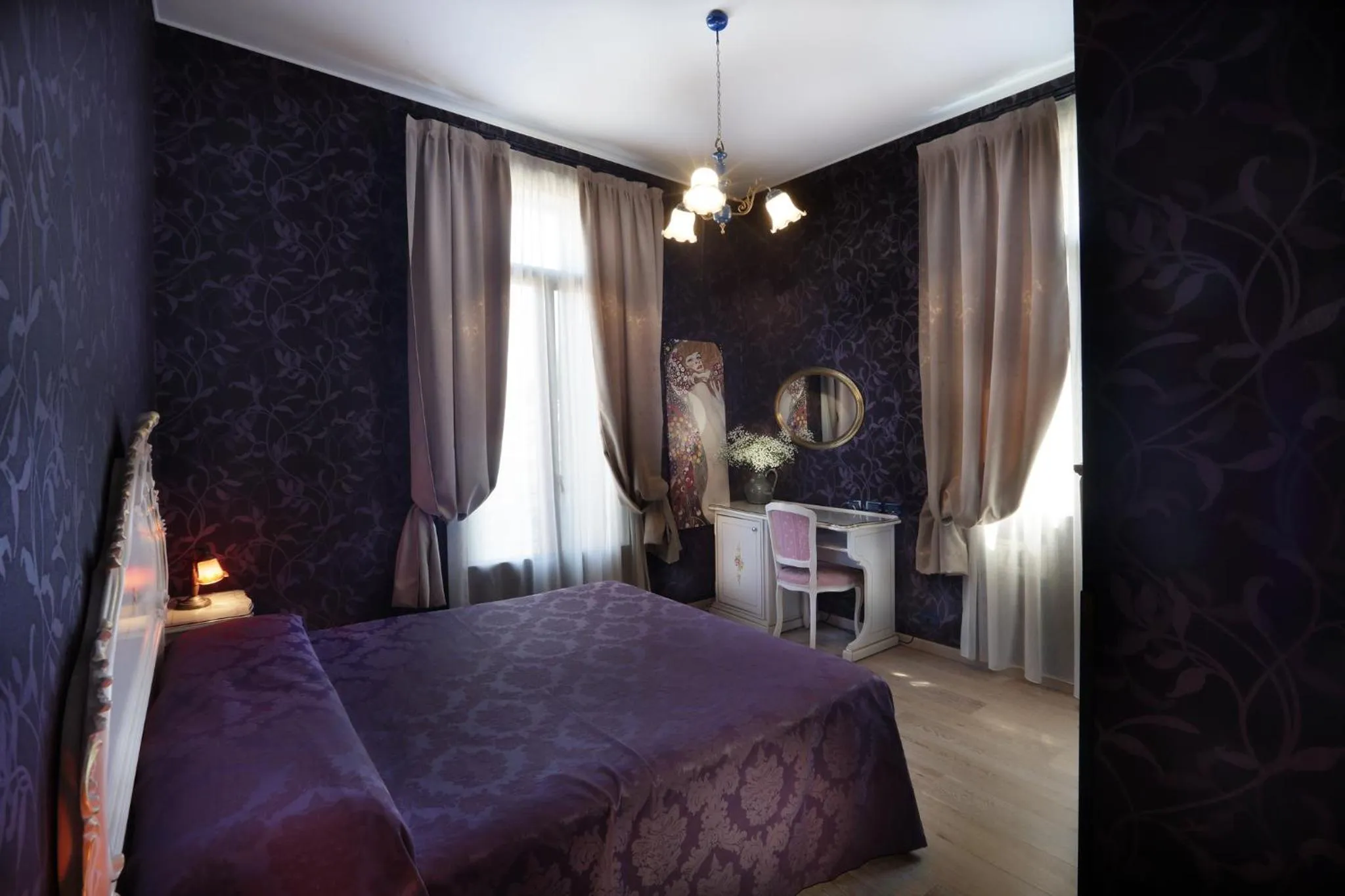 Bed in Hotel Atlanta Augustus