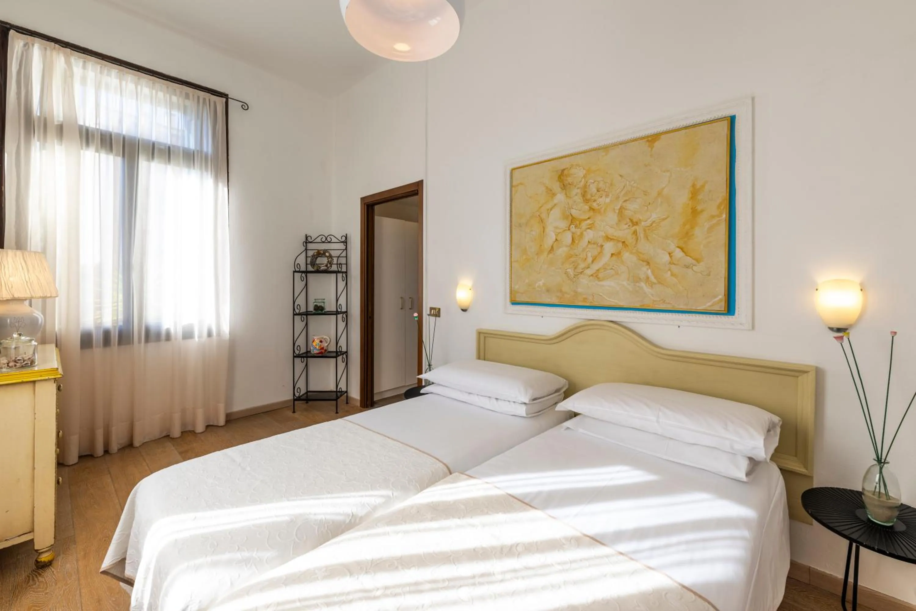 Bed in Hotel Atlanta Augustus