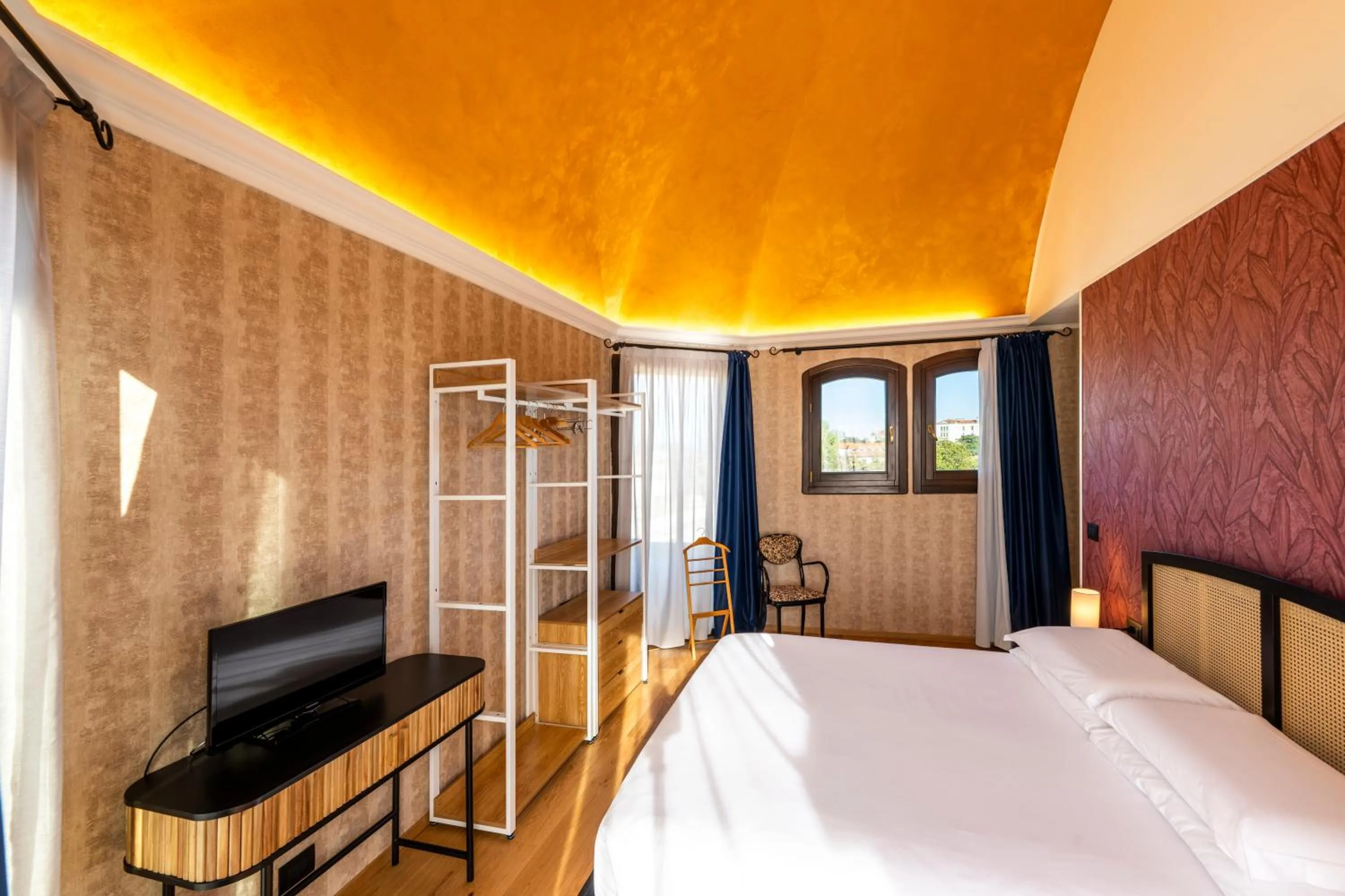 Bed in Hotel Atlanta Augustus