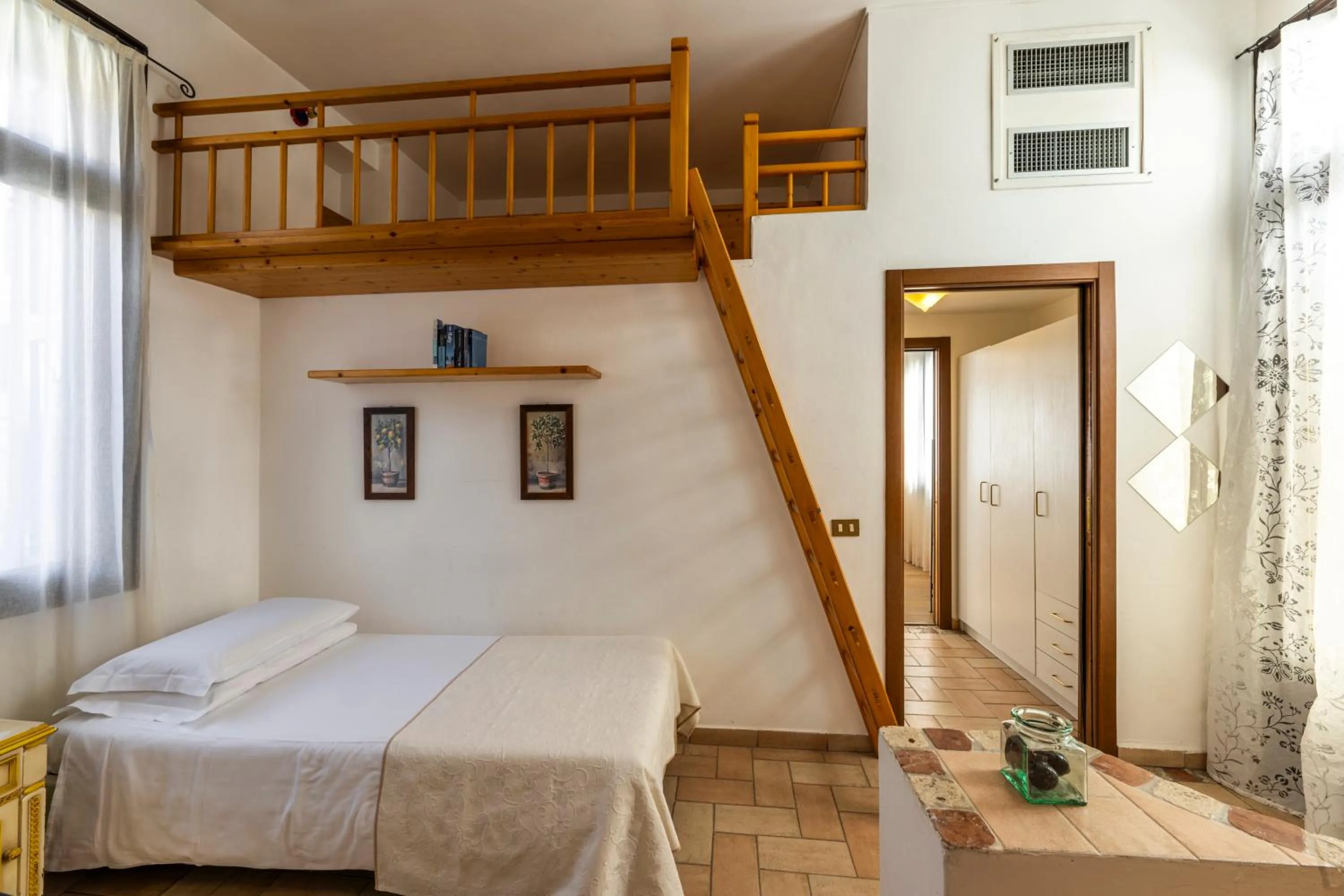 Bed in Hotel Atlanta Augustus