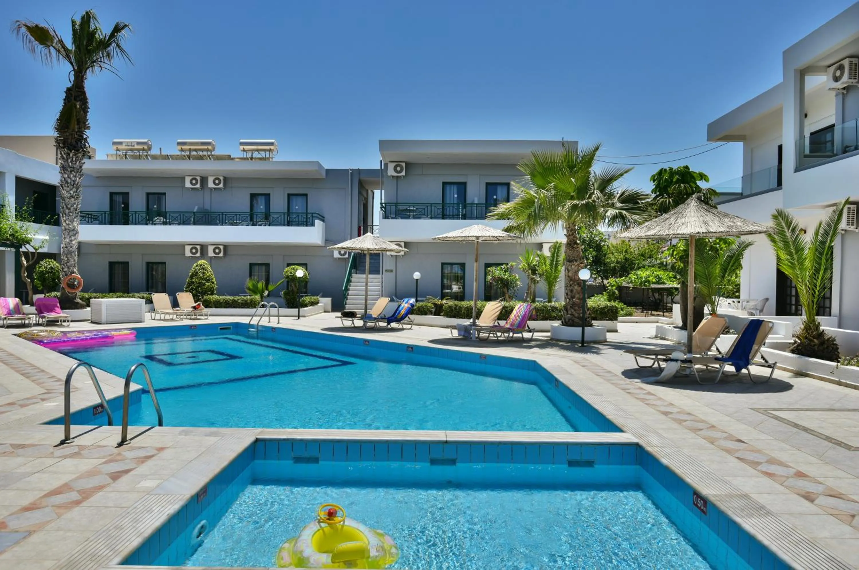 Villa Maria Apts