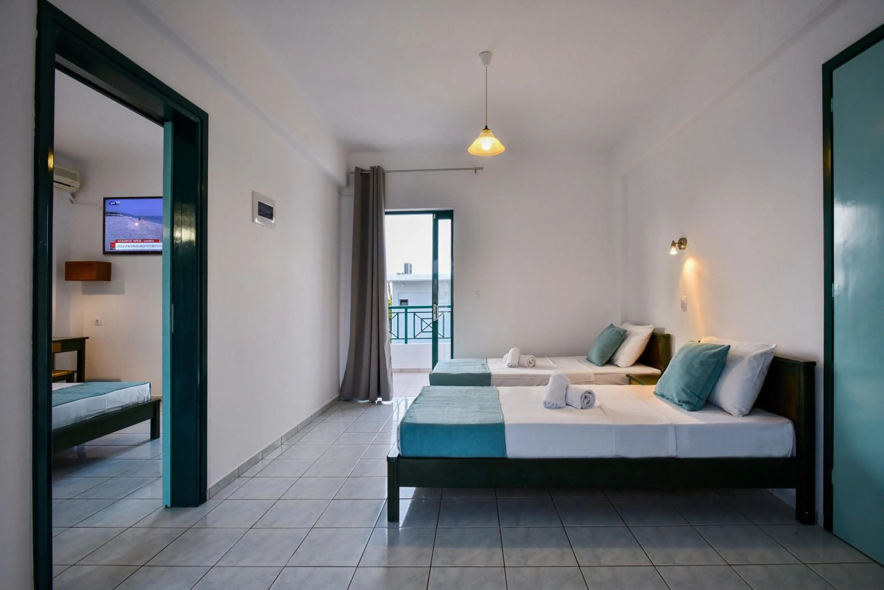 Villa Maria Apts