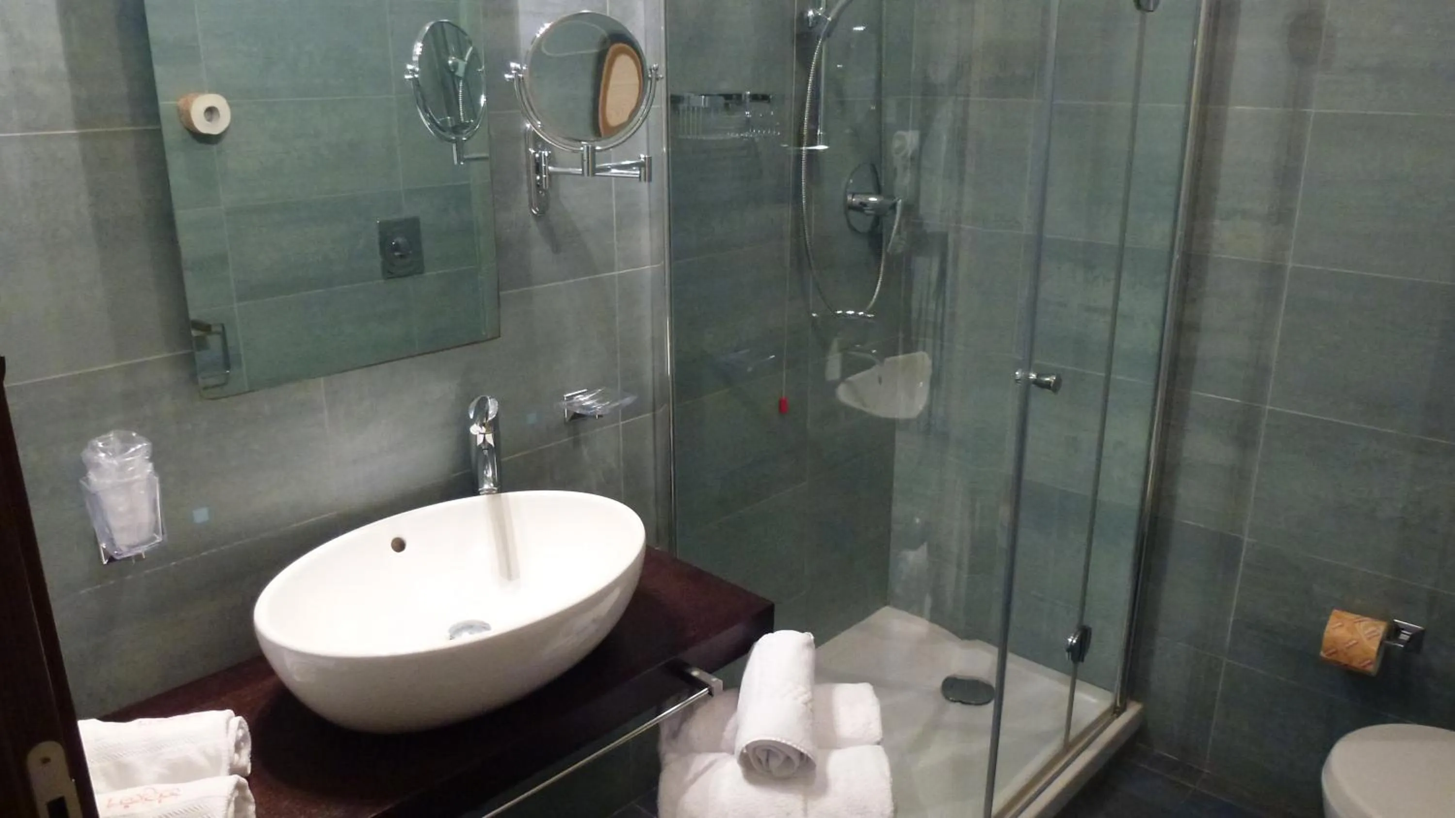 Bathroom in Hotel Il Portico