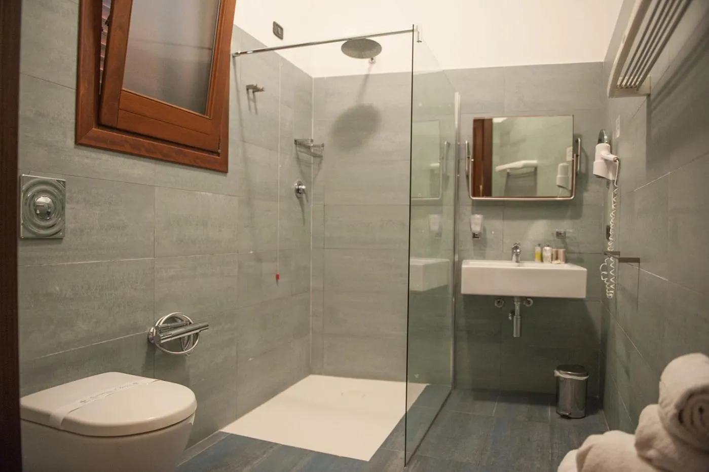 Shower in Hotel Il Portico