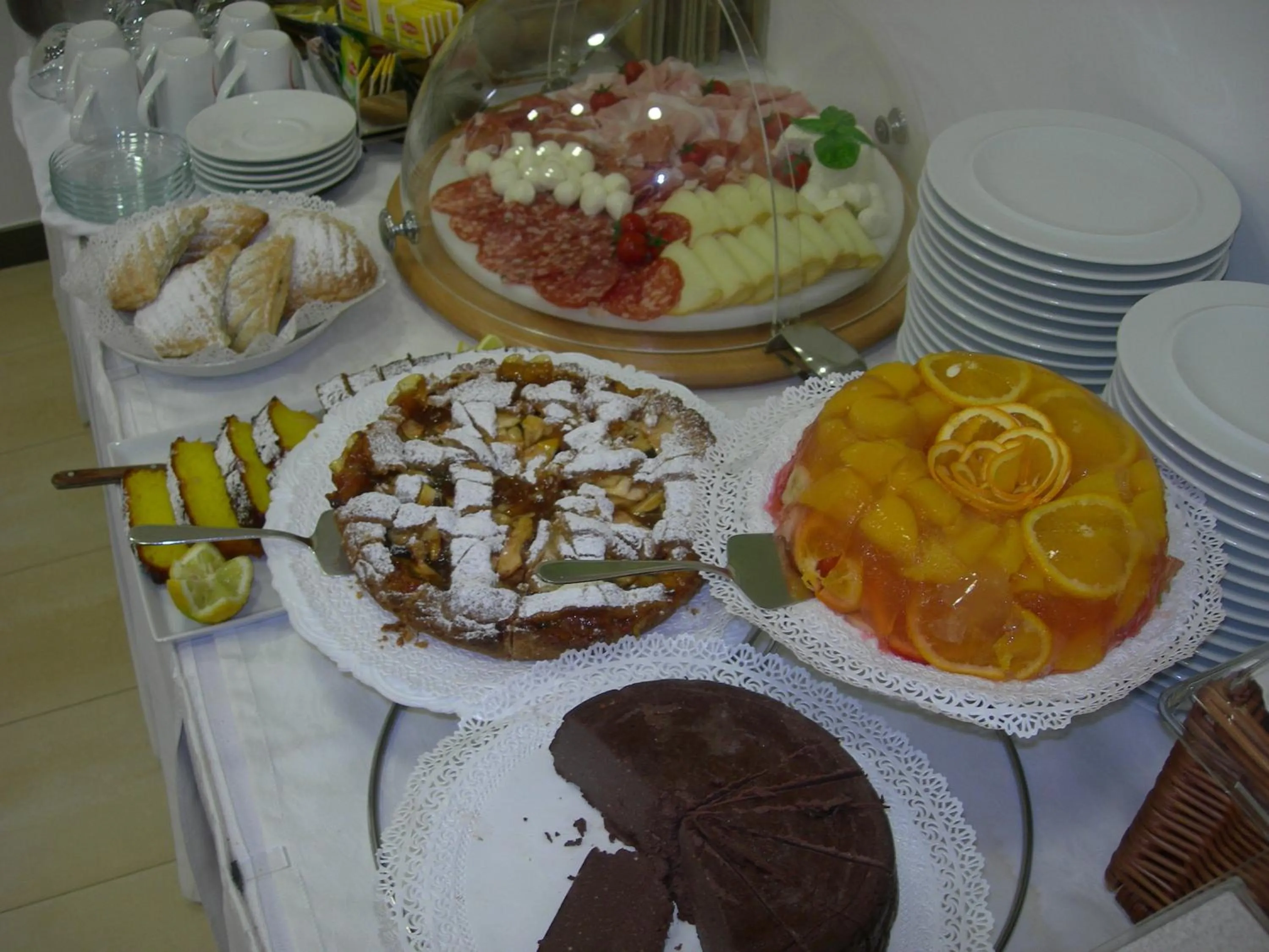 Restaurant/places to eat in Hotel Il Portico