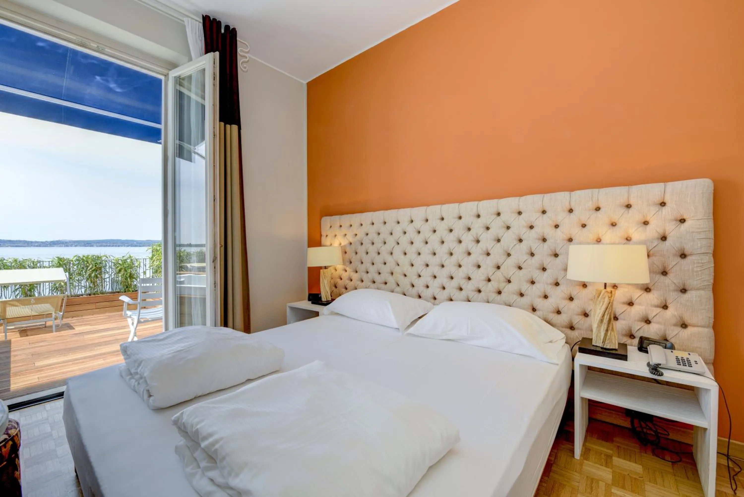 View (from property/room), Bed in Hotel Flaminia