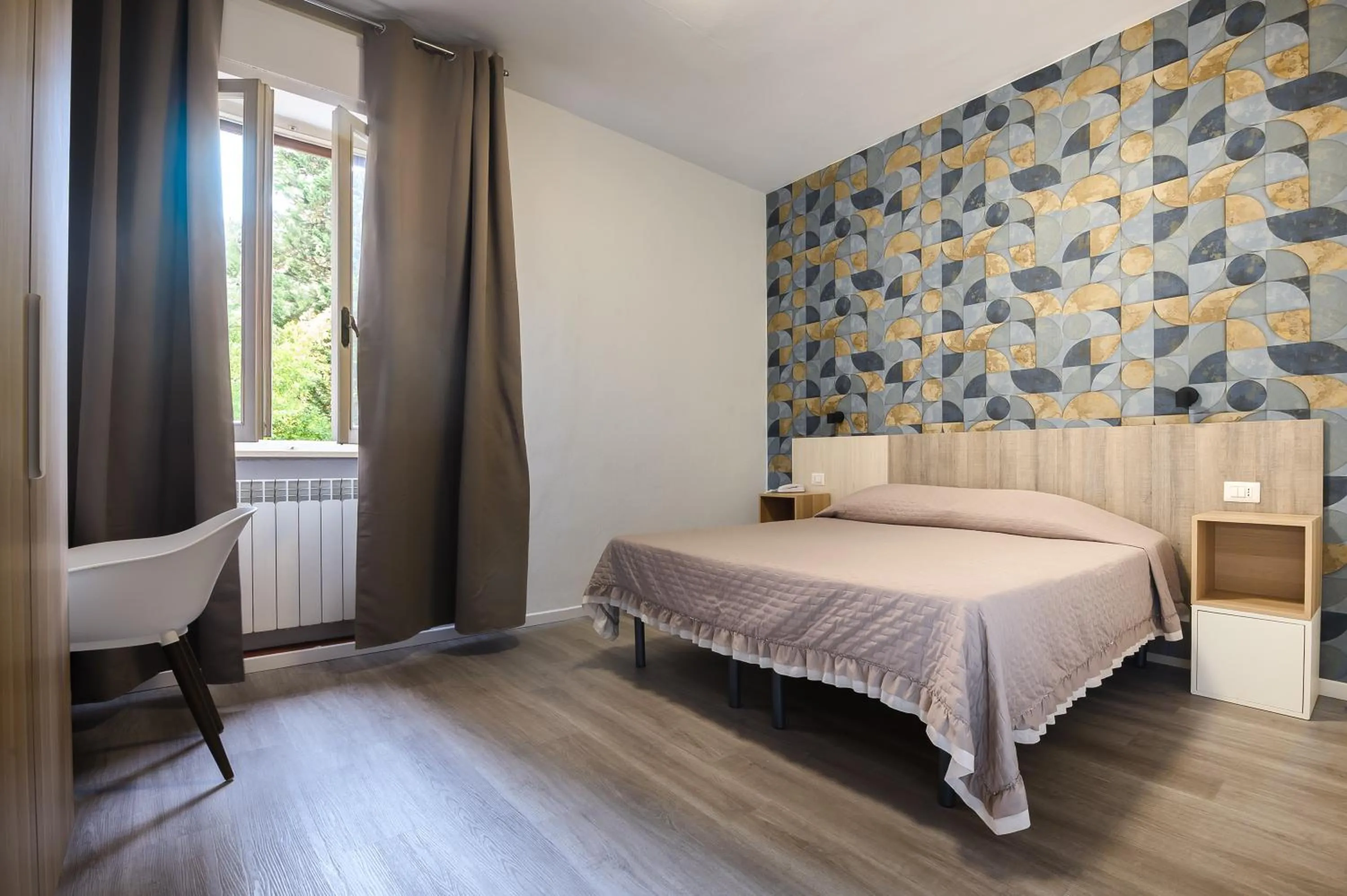 Bed in Hotel Anna Siena Nord