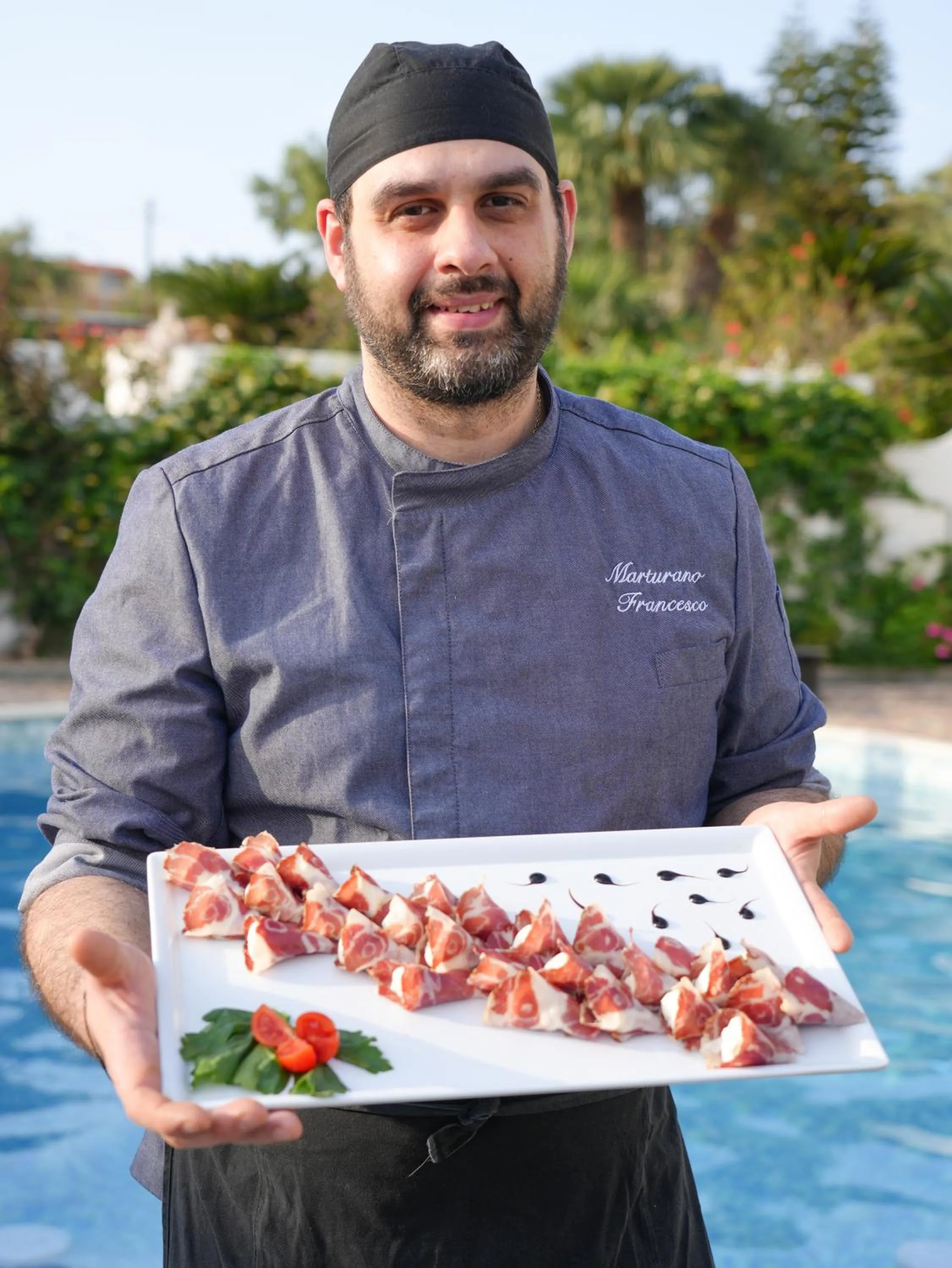 Staff in Hotel MARINELLA parking wi-fi spiaggia attrezzata