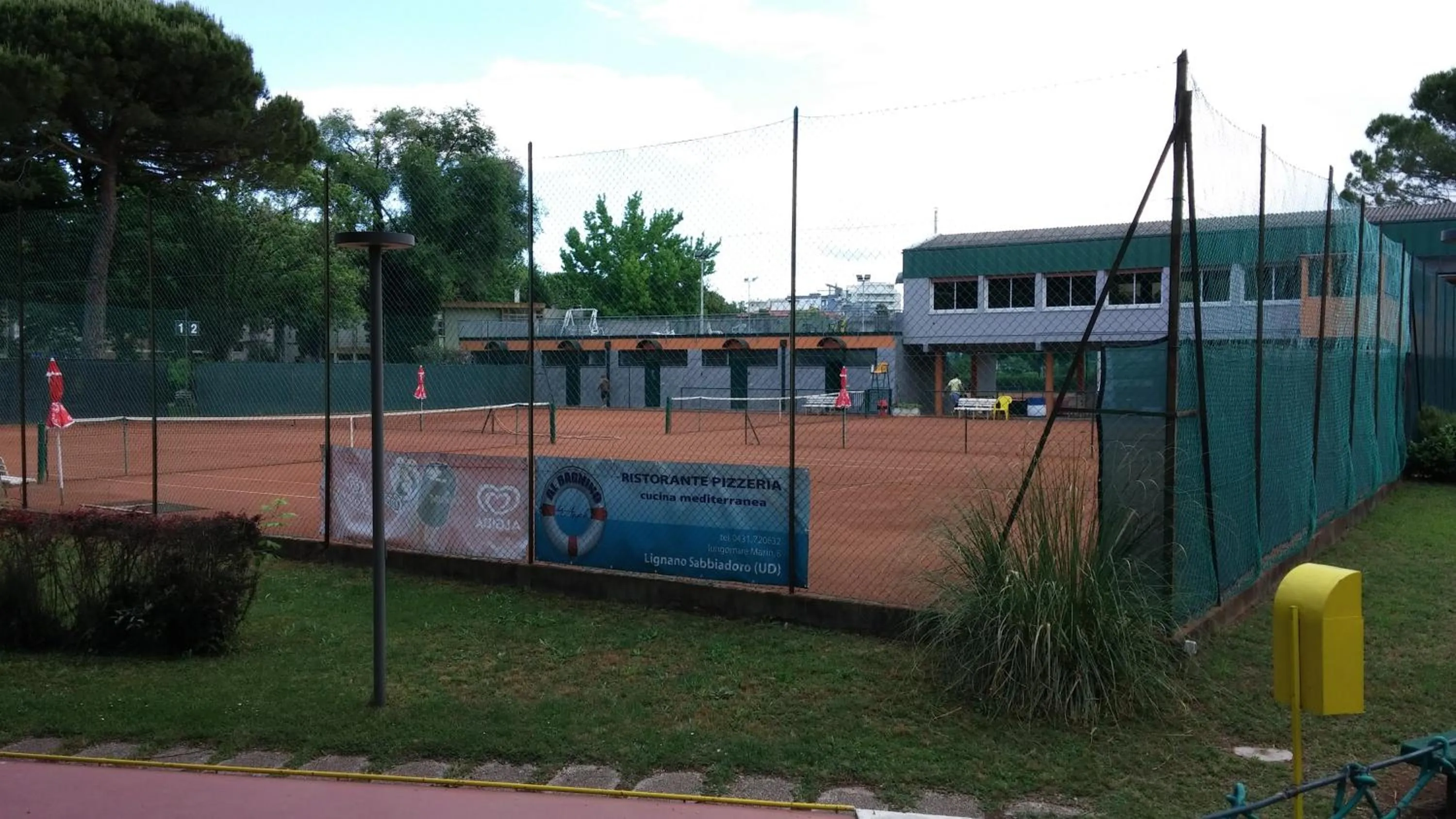 Tennis court in Villa Romana
