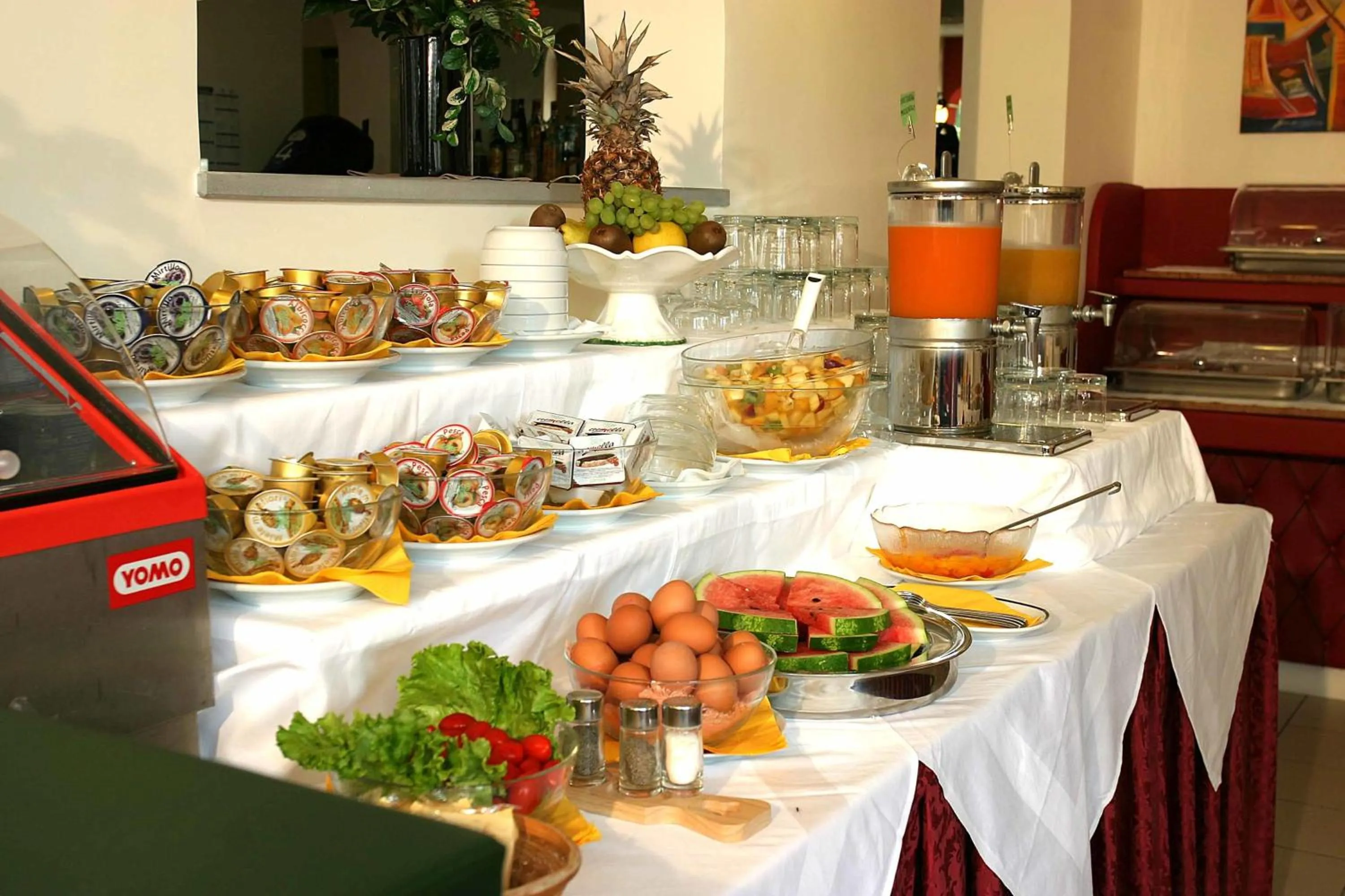 Food and drinks in Villa Romana